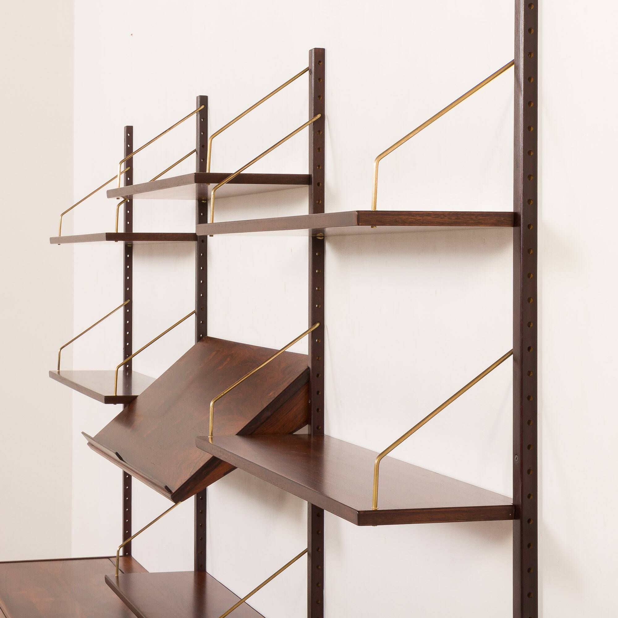 Hansen and Guldborg rosewood wall unit with a desk, Denmark 1960s