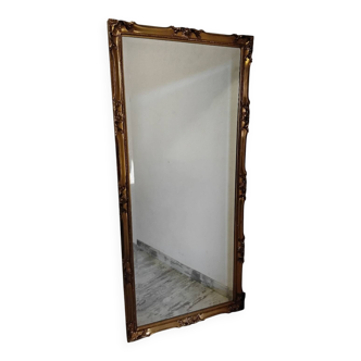 Miroir en bois doré