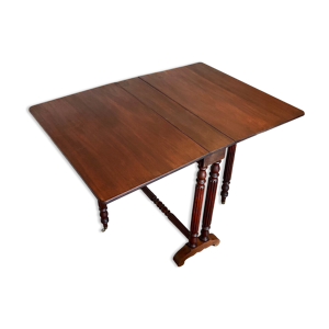 Table pliante en bois foncé 103,5 x 72,5 cm