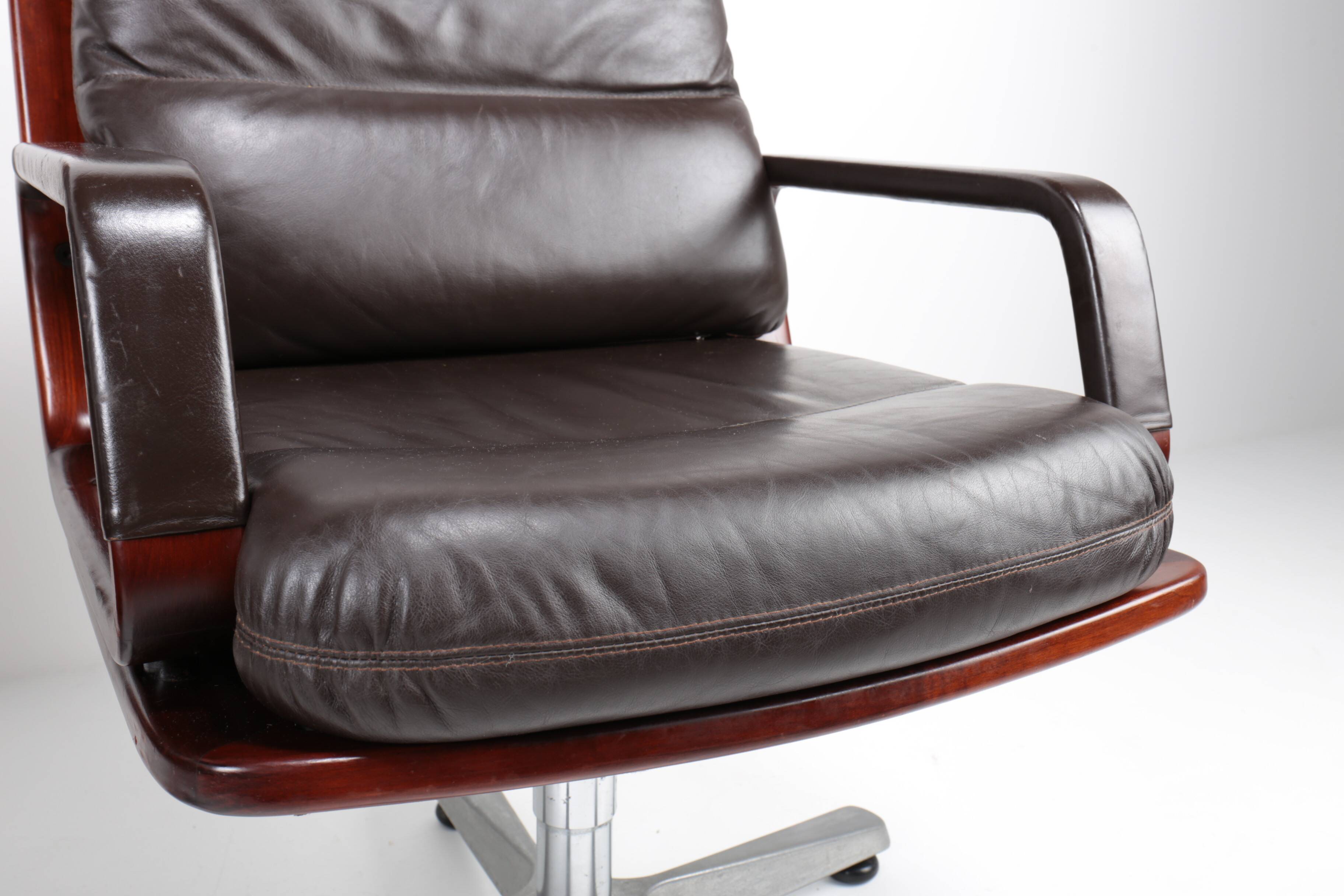 Pair of leather visitor armchairs by Eugen Schmidt