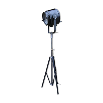 Former Cremer projector on tripod