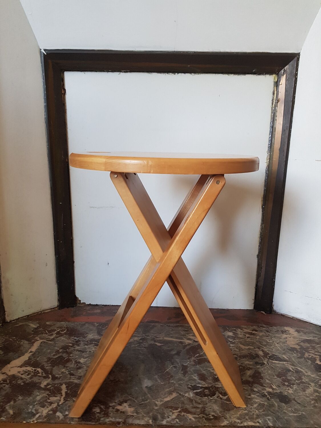 Suzy stool by Adrian Reed