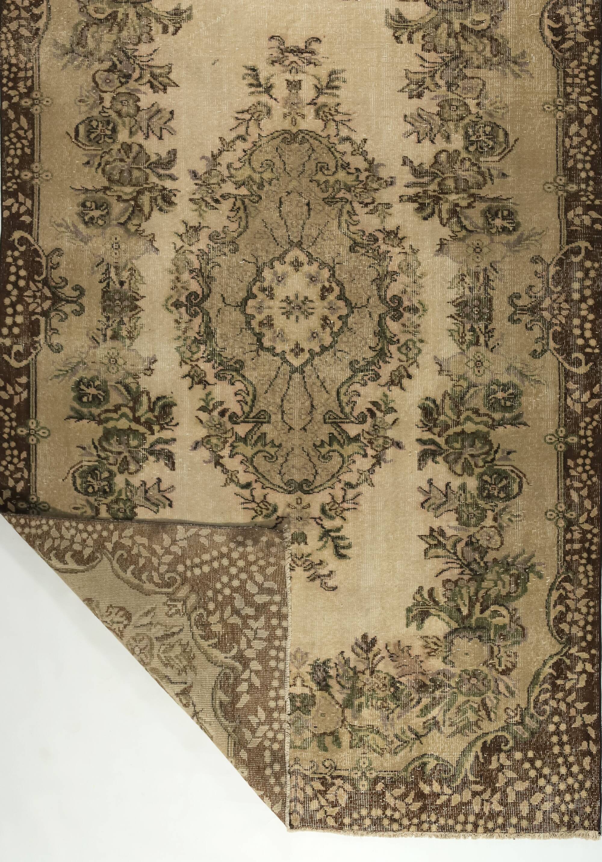 Anatolian handmade vintage rug 281 cm x 168 cm