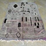 Moroccan Berber Boujaad rug 243 cm x 163 cm