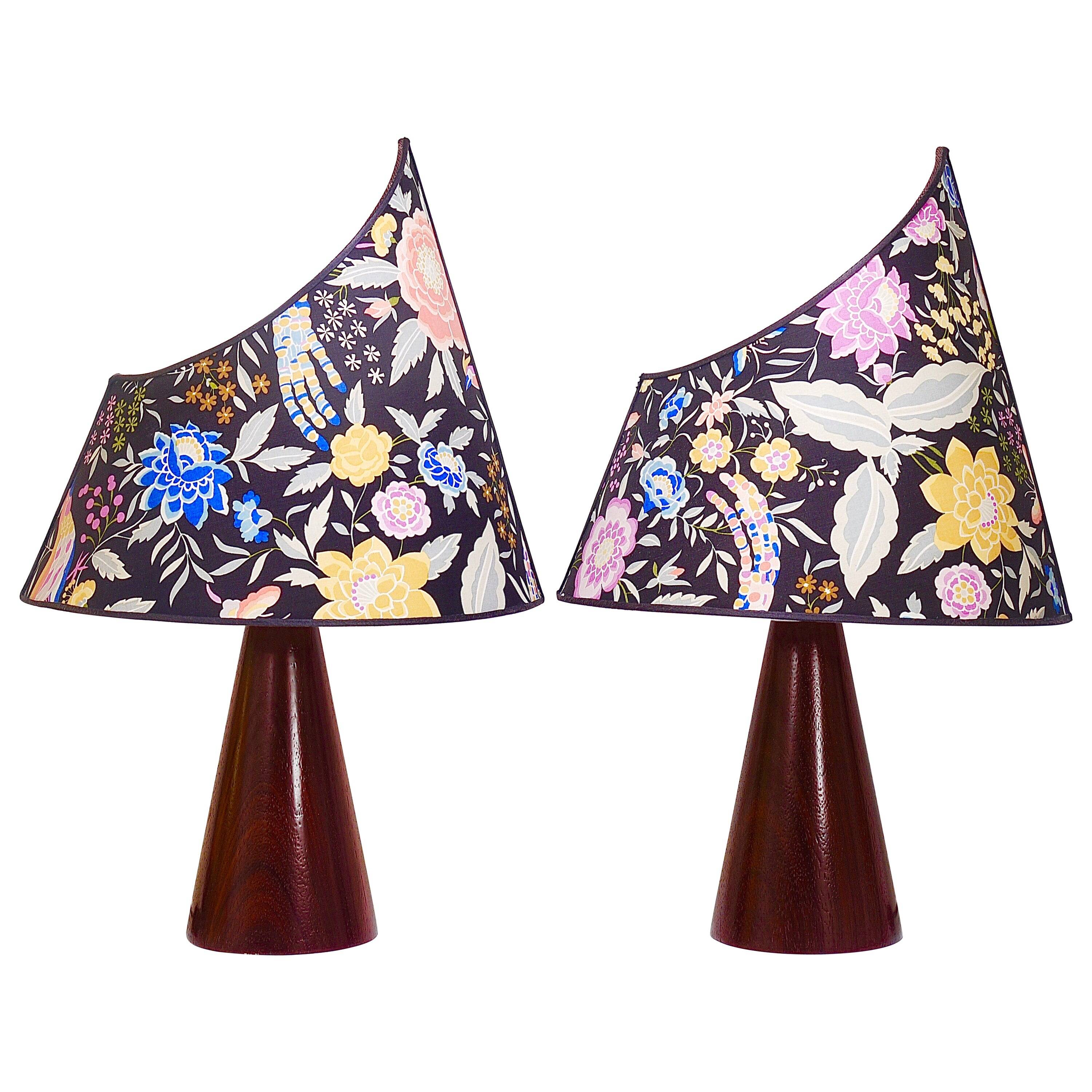 A pair of post-modern Missoni table lamps by Massimo Valloto, Italy, 1980s.