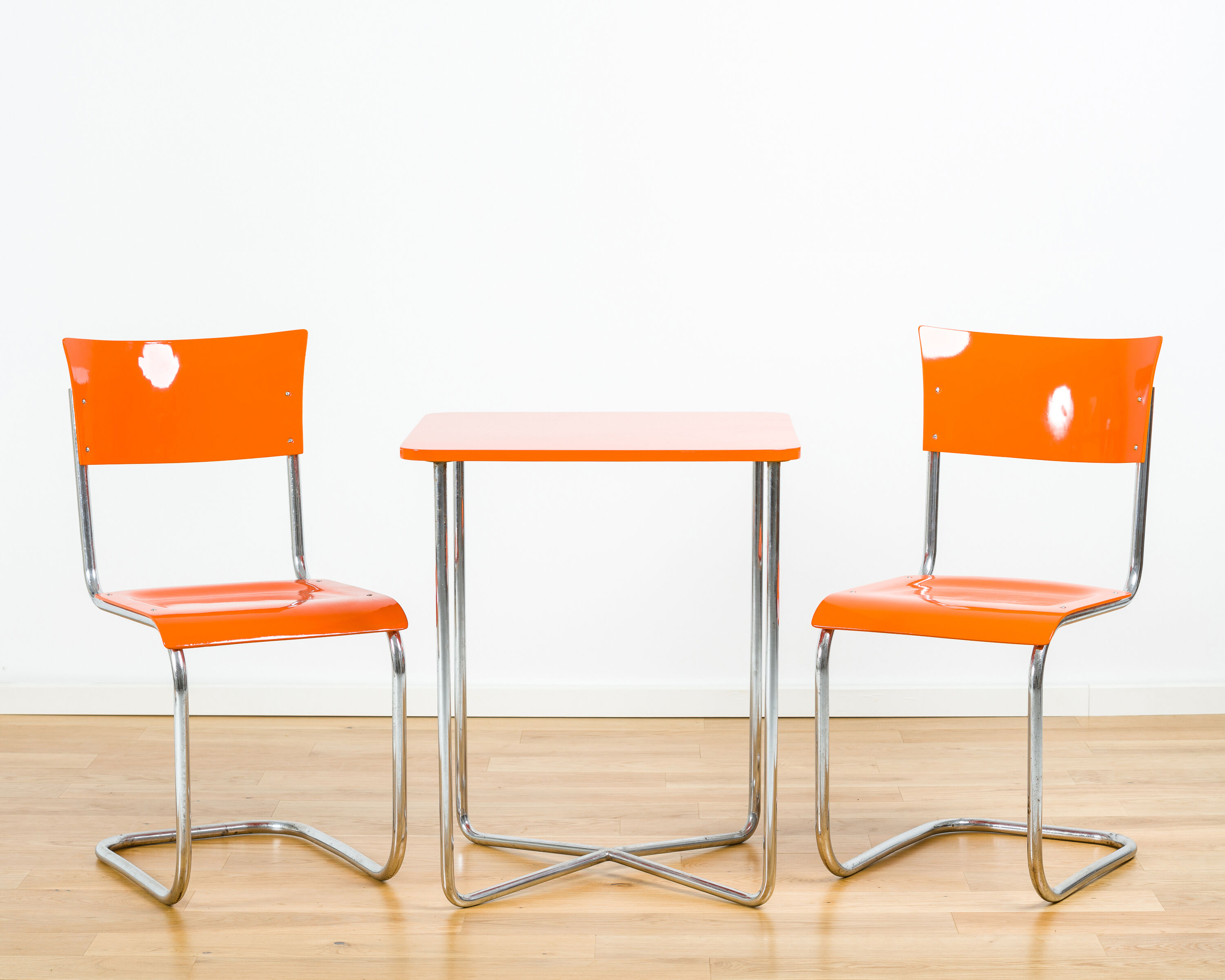 Mücke & melder 2 chairs & table set 40s