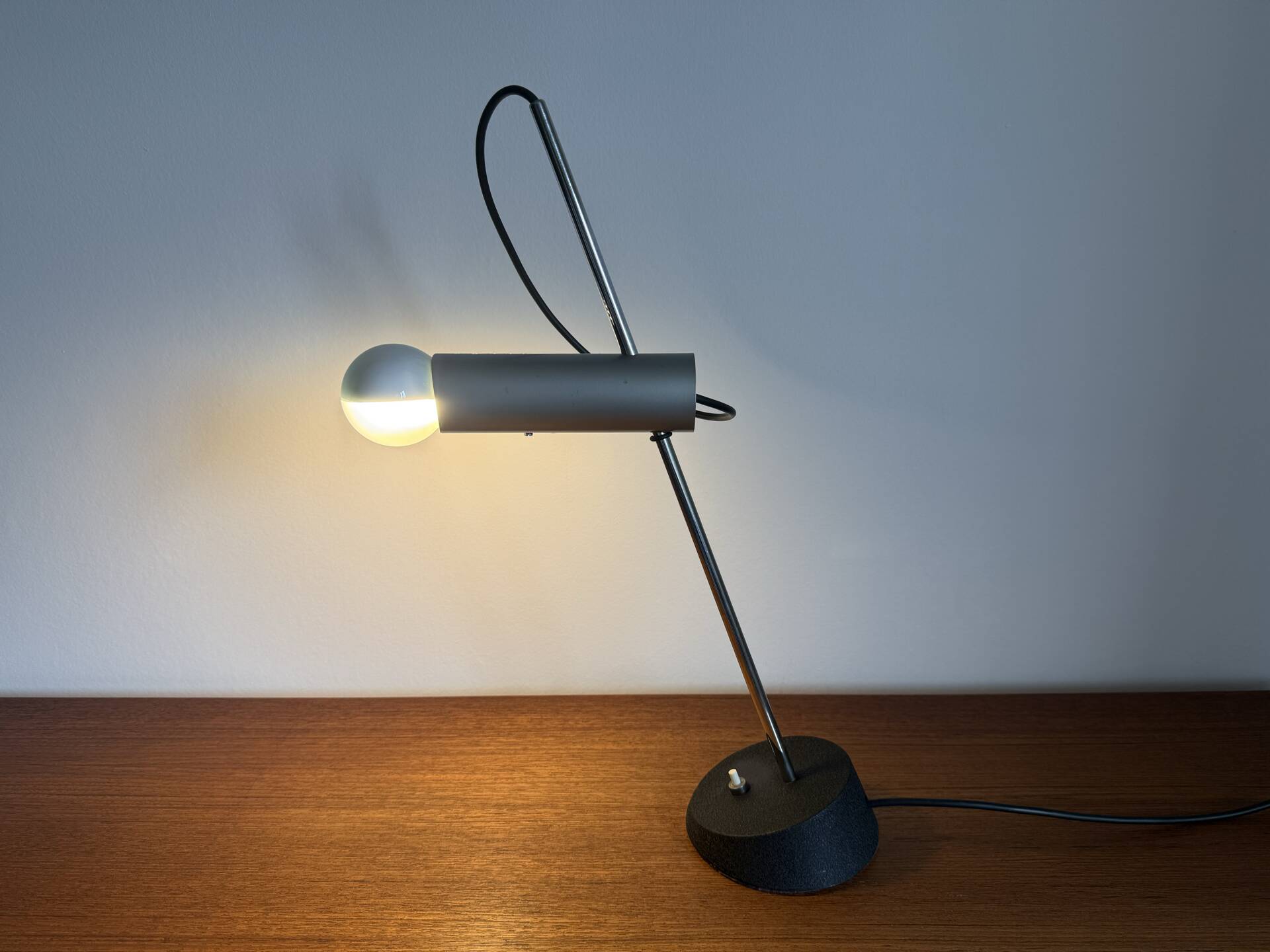 Table lamp Gino Sarfatti model 566 Arteluce year 1960