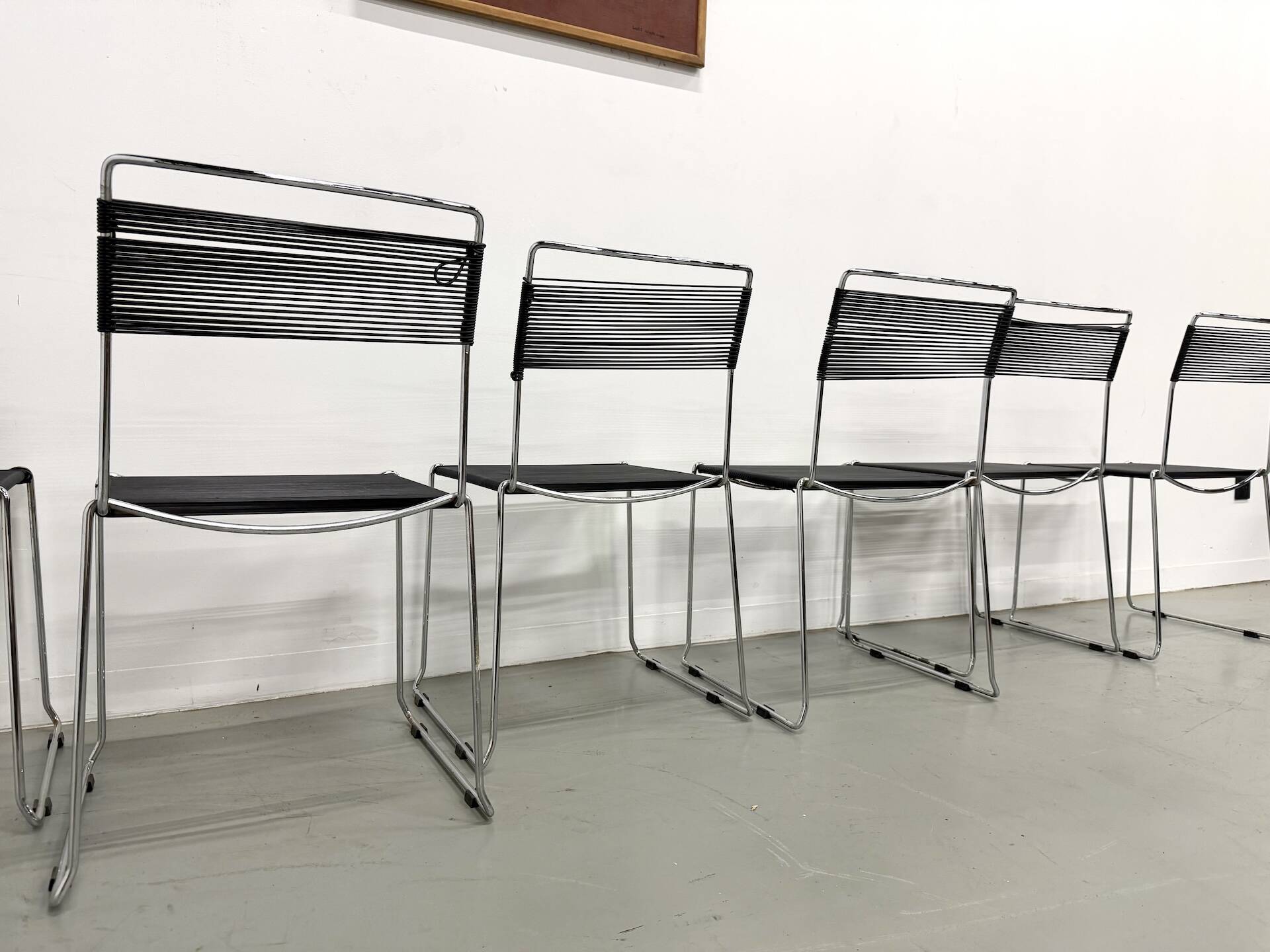 Set of 6 "Spaghetti" Chairs Italian Design 80s – Black & Chrome