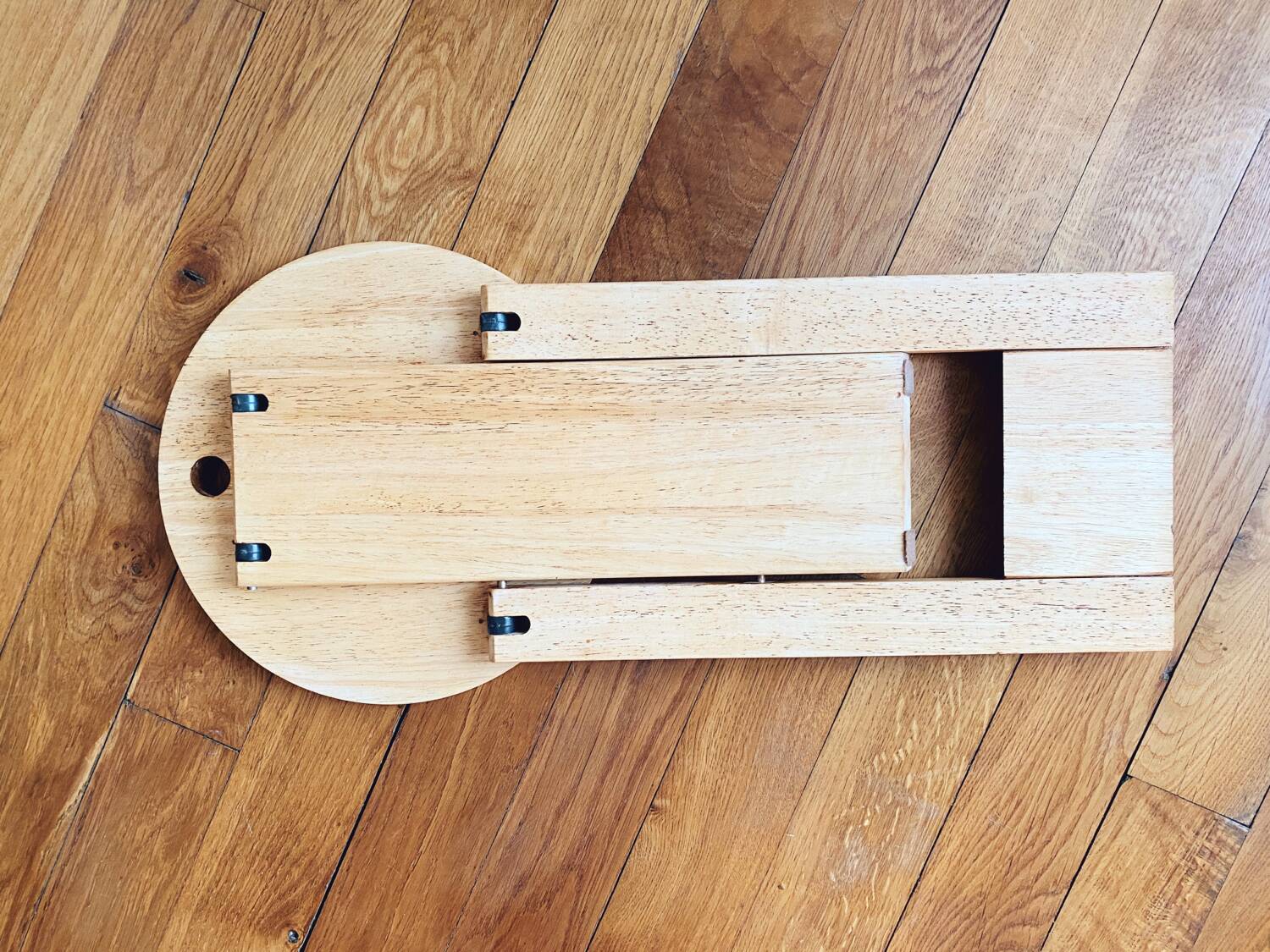 Suzy light wood stools, Adrian Reed, 1970