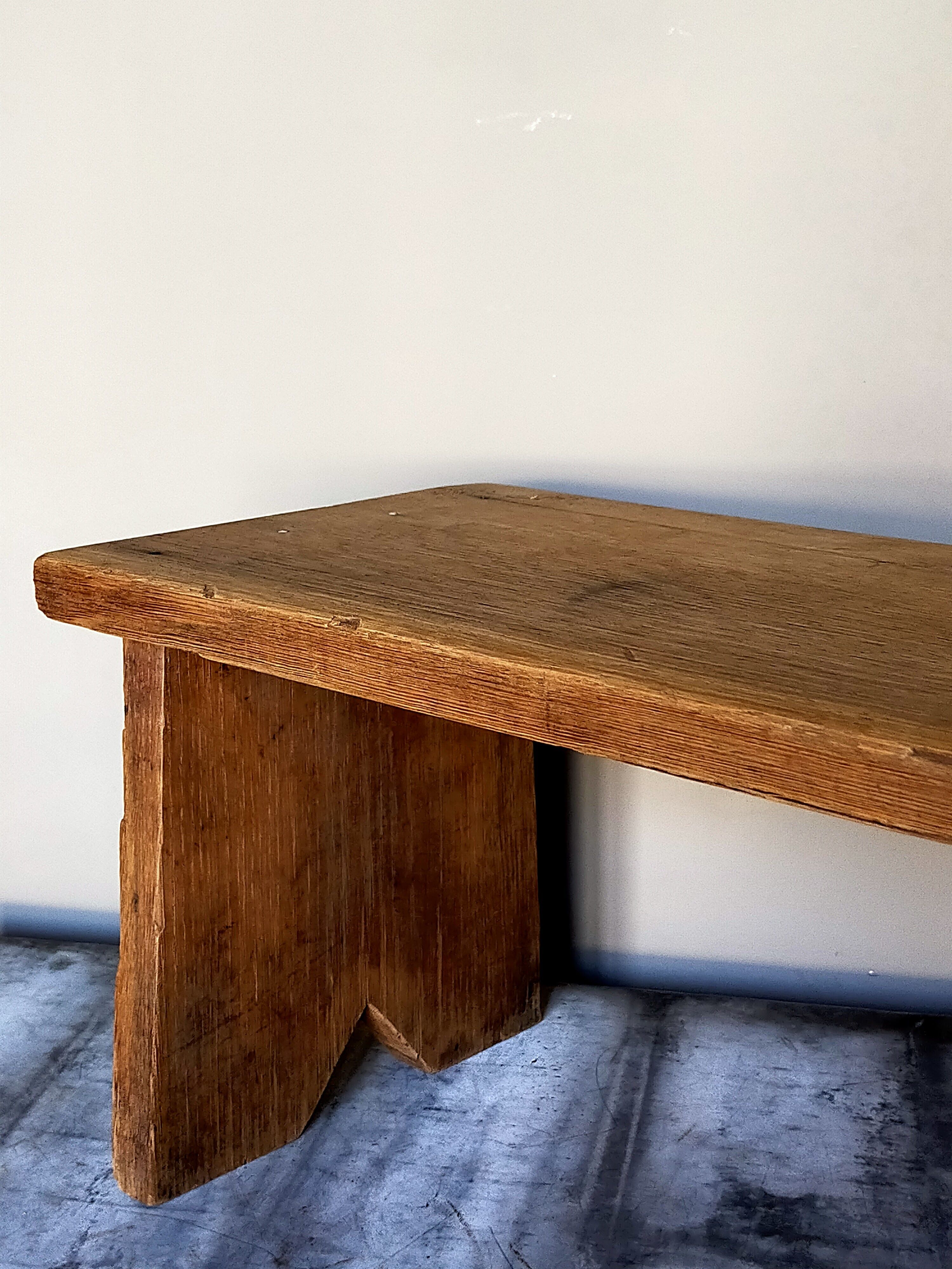 Booster bench Reconstruction in raw solid oak