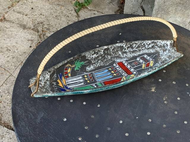 Decorative plate, San Marino pocket tray in vintage handmade ceramic, 1950.
