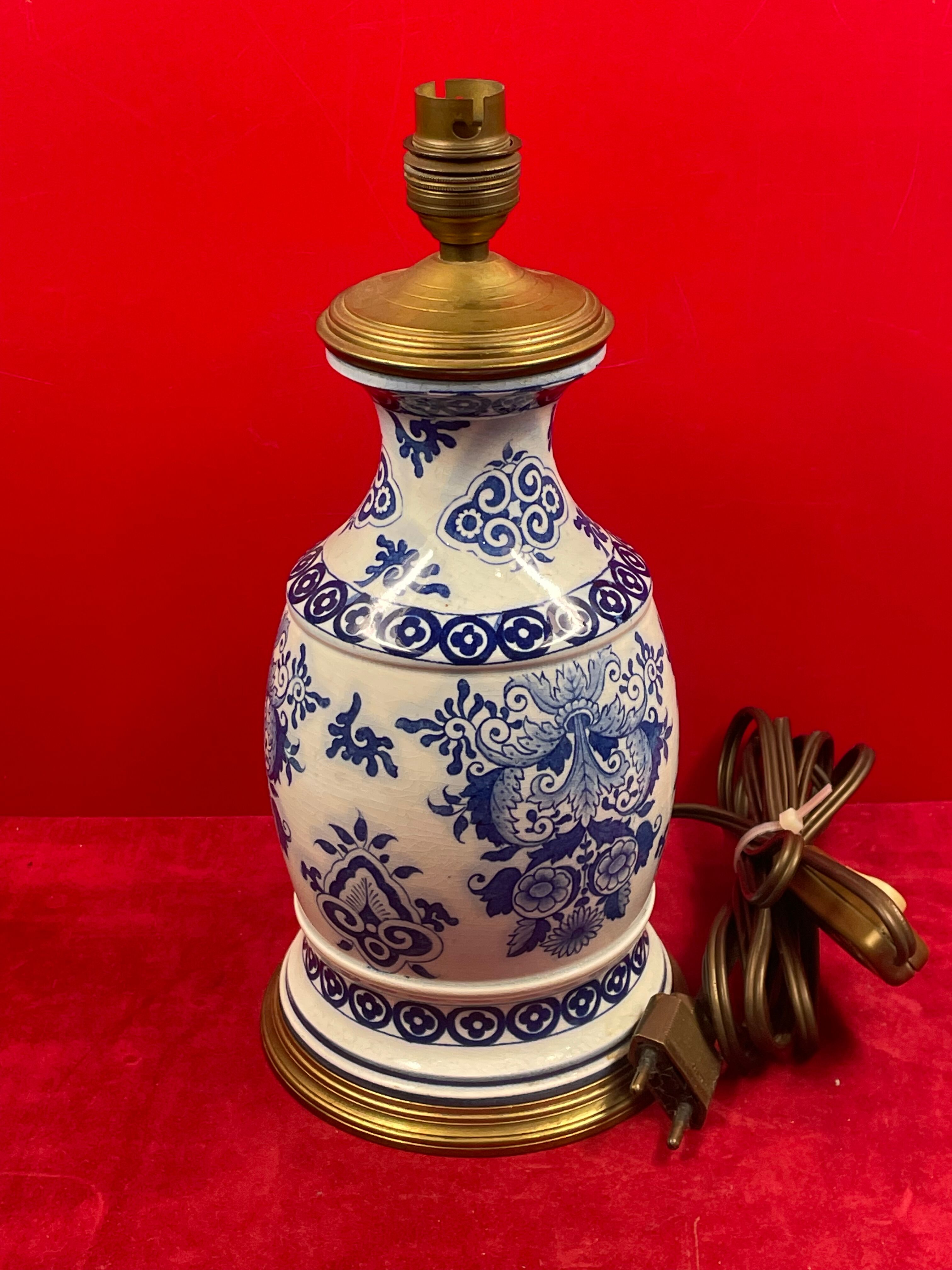 Vintage lamp in blue and white earthenware