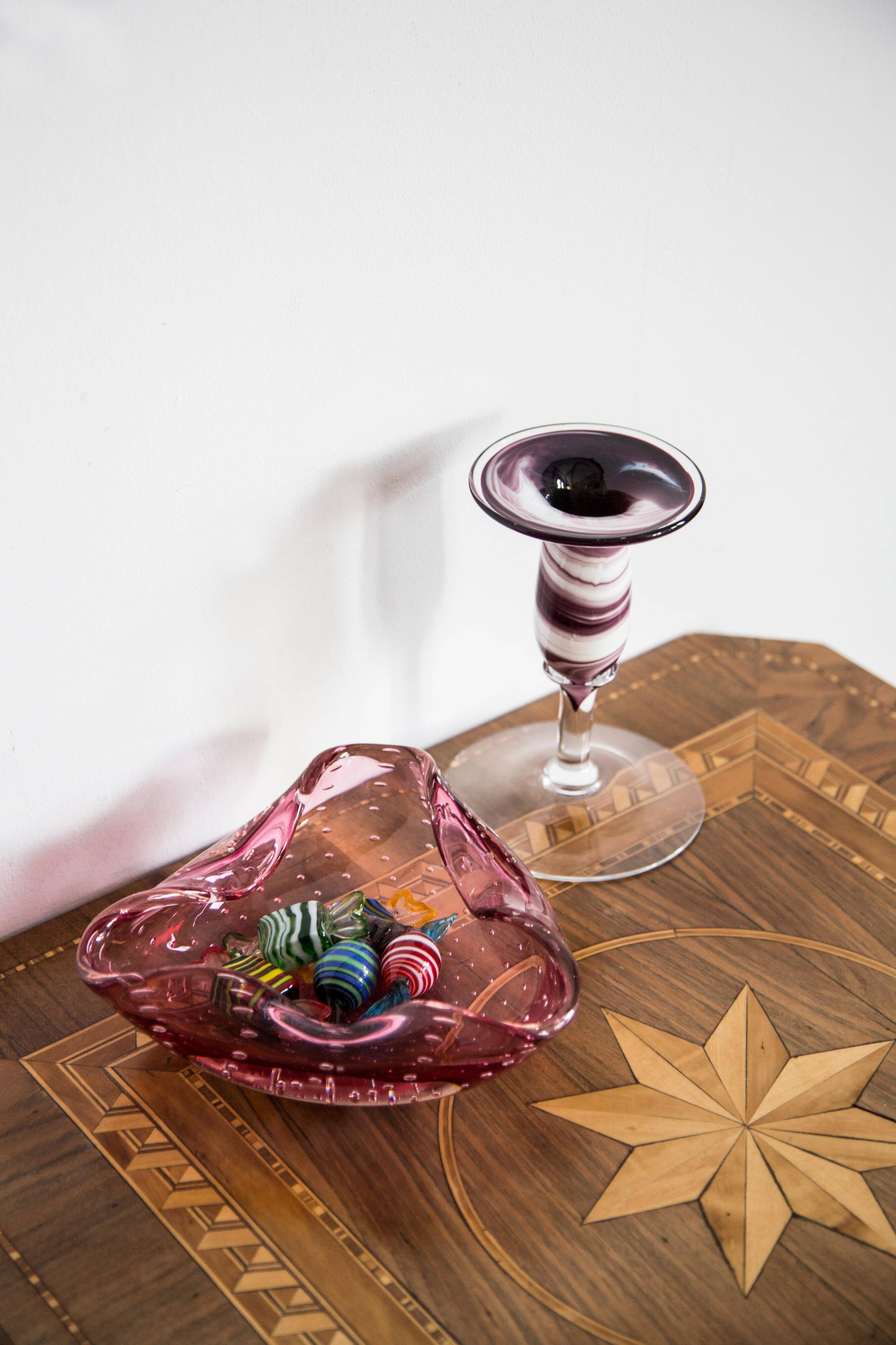 Artistic candlestick in white and purple glass, mid-20th century.