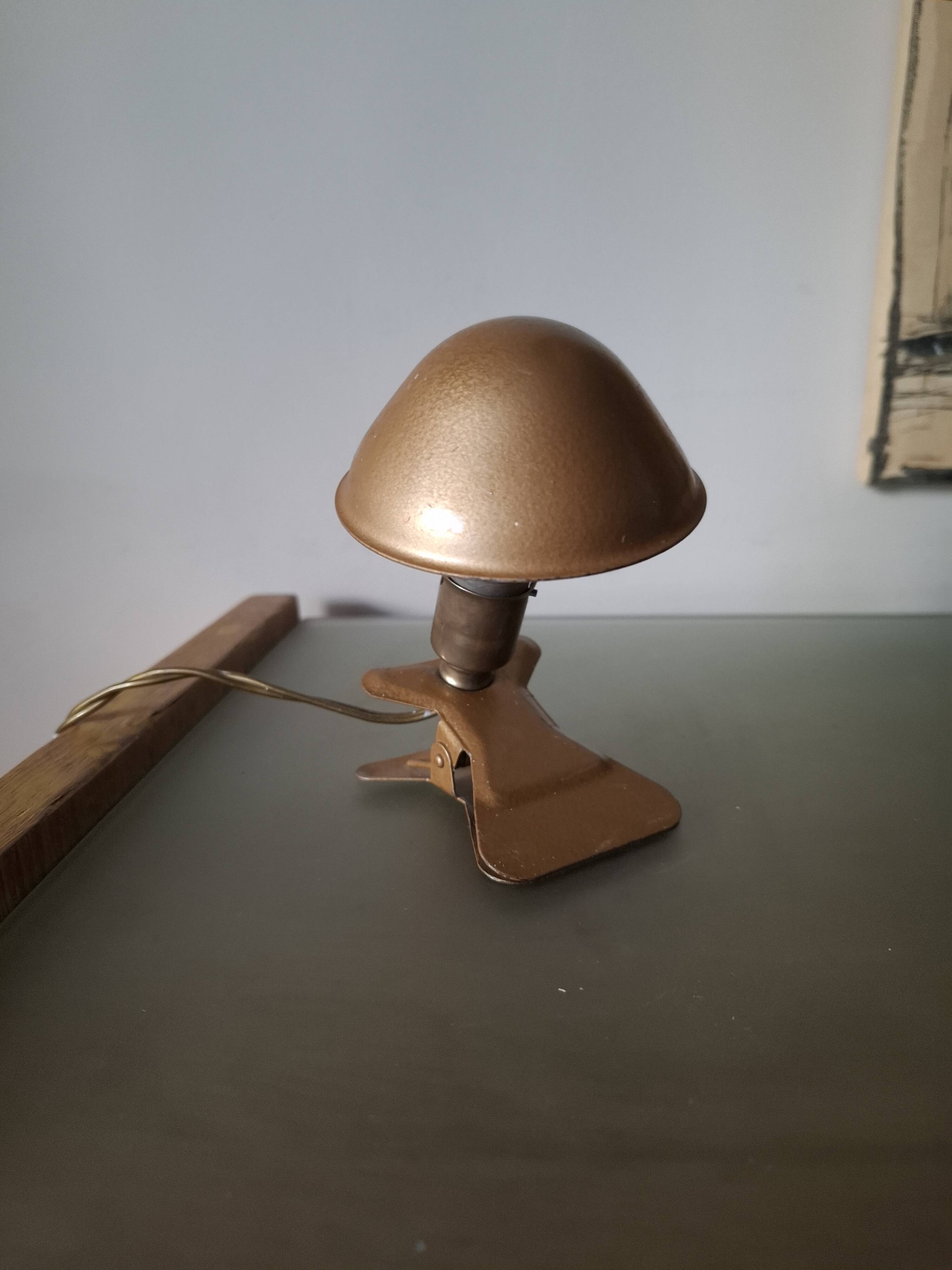 Lampe vintage en metal champignon