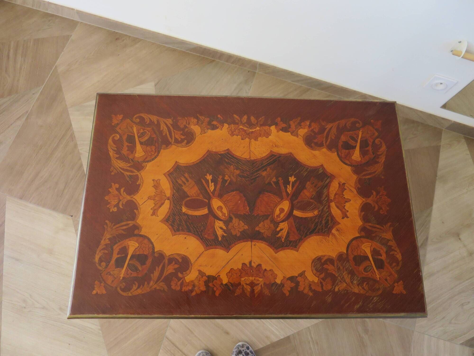 Rare - portfolio game table in marquetry and decorative bronze - Louis XVI style - Early 1900