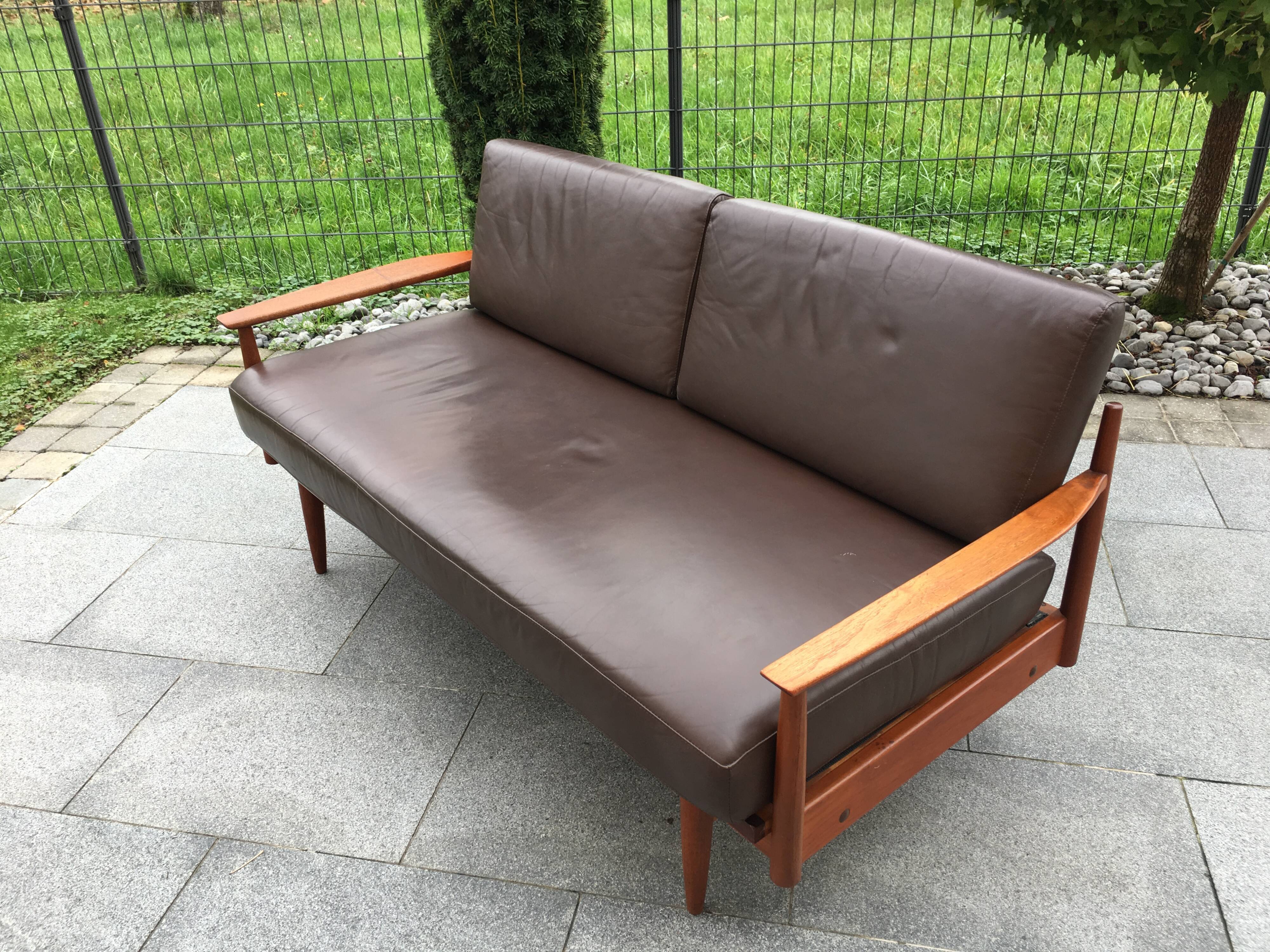 Daybed sofa scandinavian leather 60s