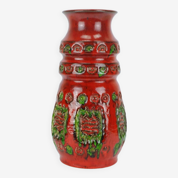 1960s u-keramik vase model 1400/30 vibrant red and green relief decor