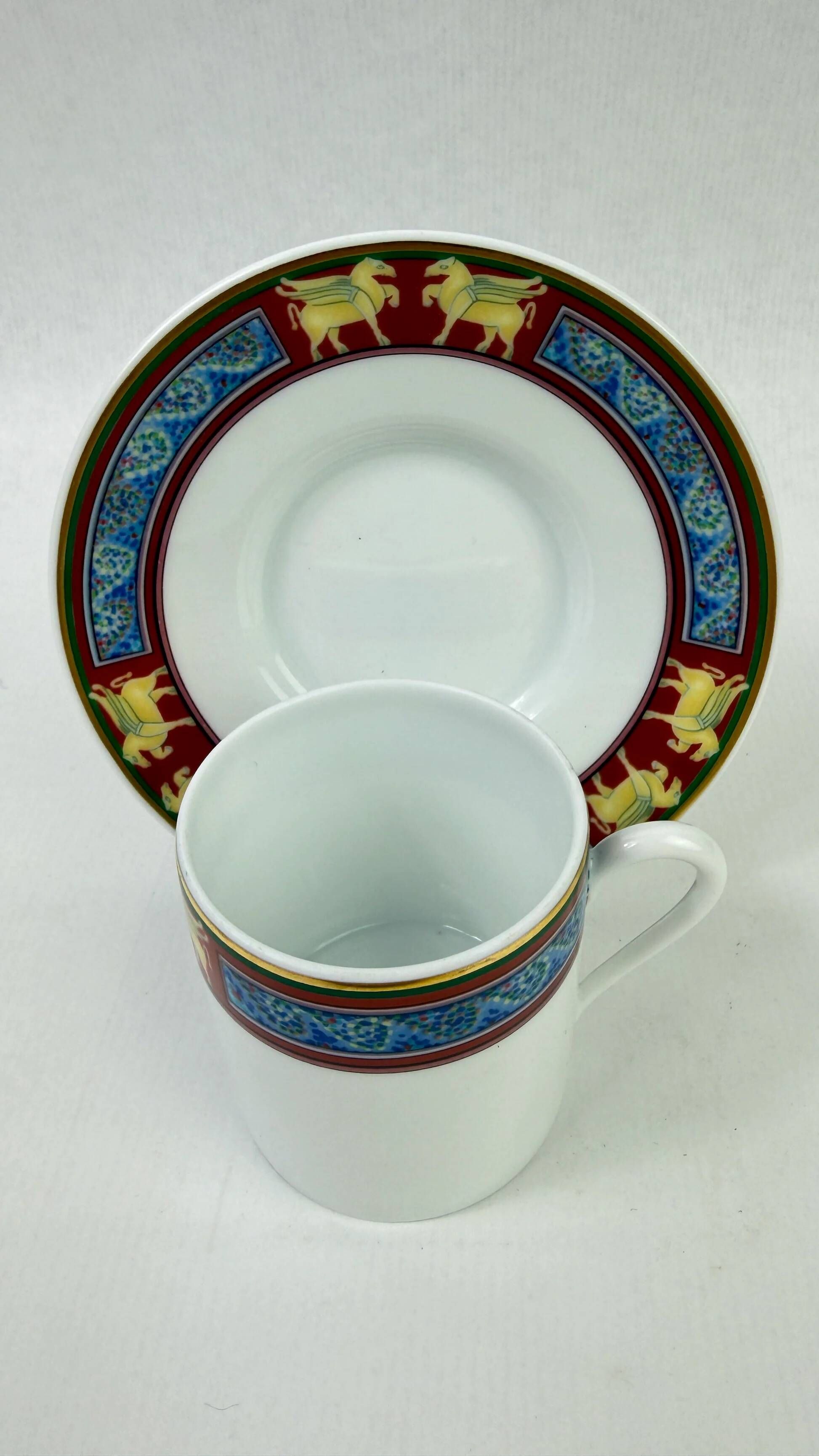 Raynaud Limoges — Six porcelain coffee cups, Pégase model