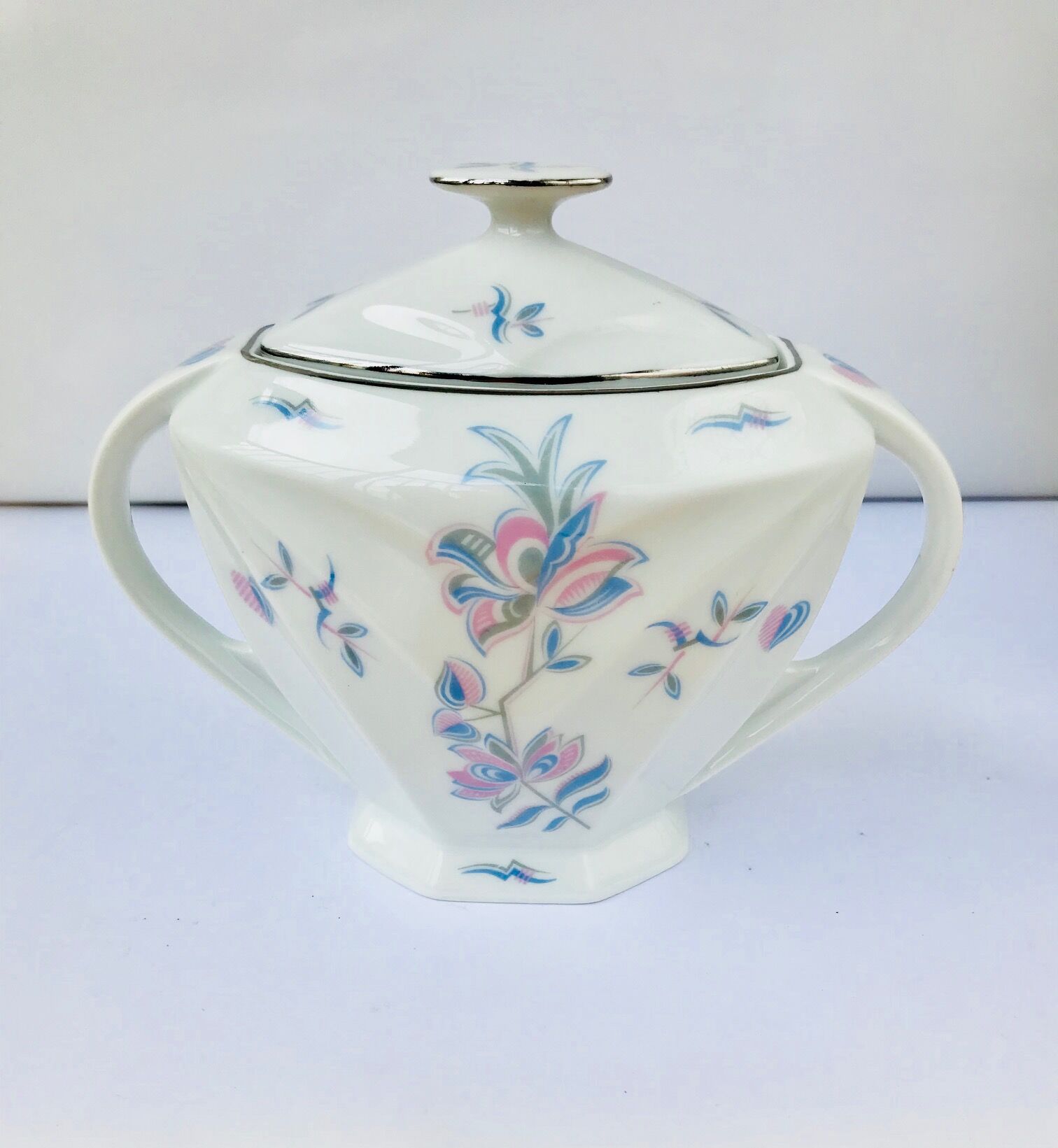 Porcelain tea set 30s