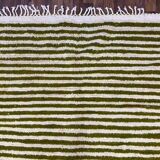 Handcrafted Berber rug in pure natural wool, size 150 x 250 cm