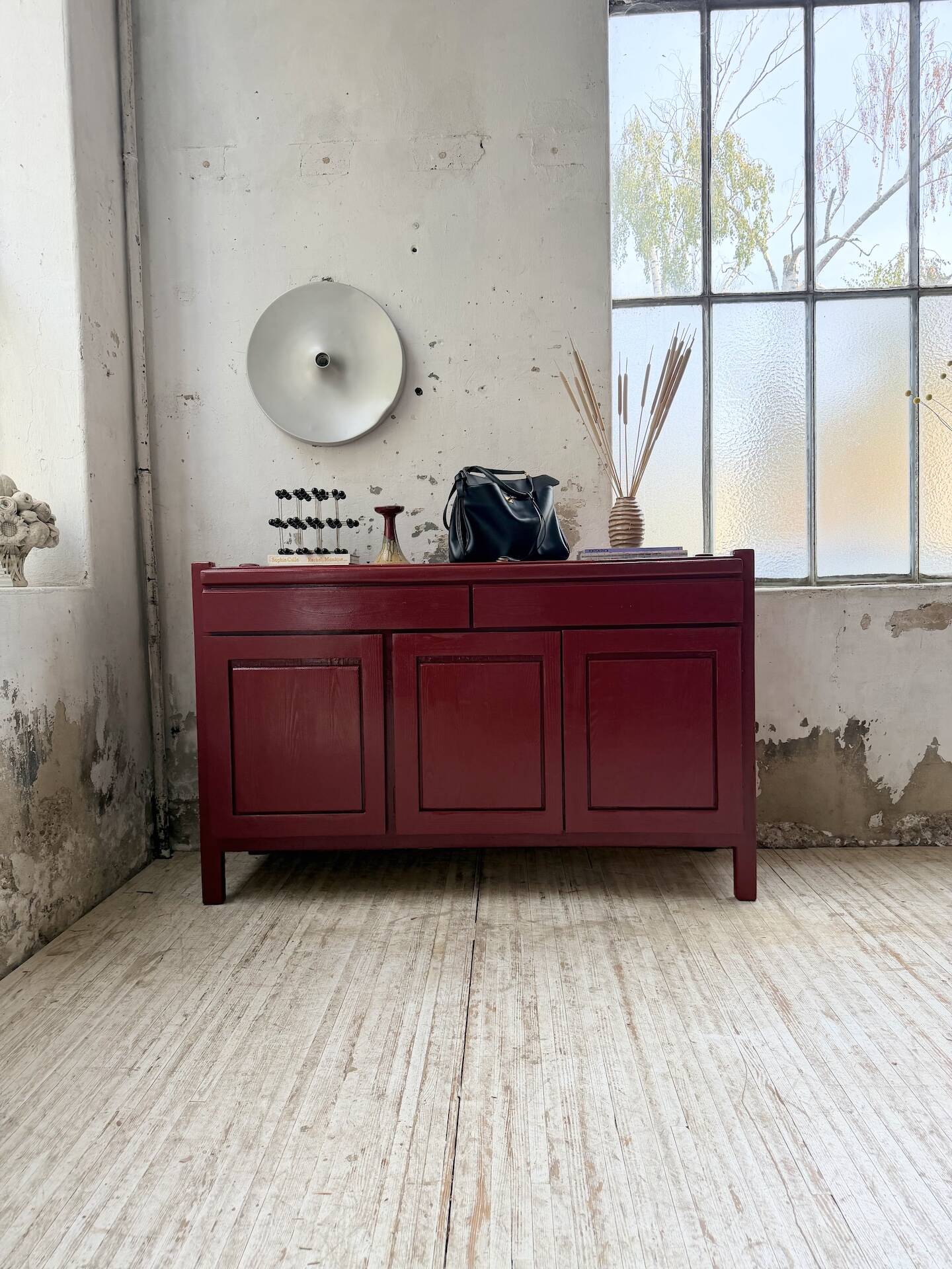 Red lacquered enfilade 1970 160cm