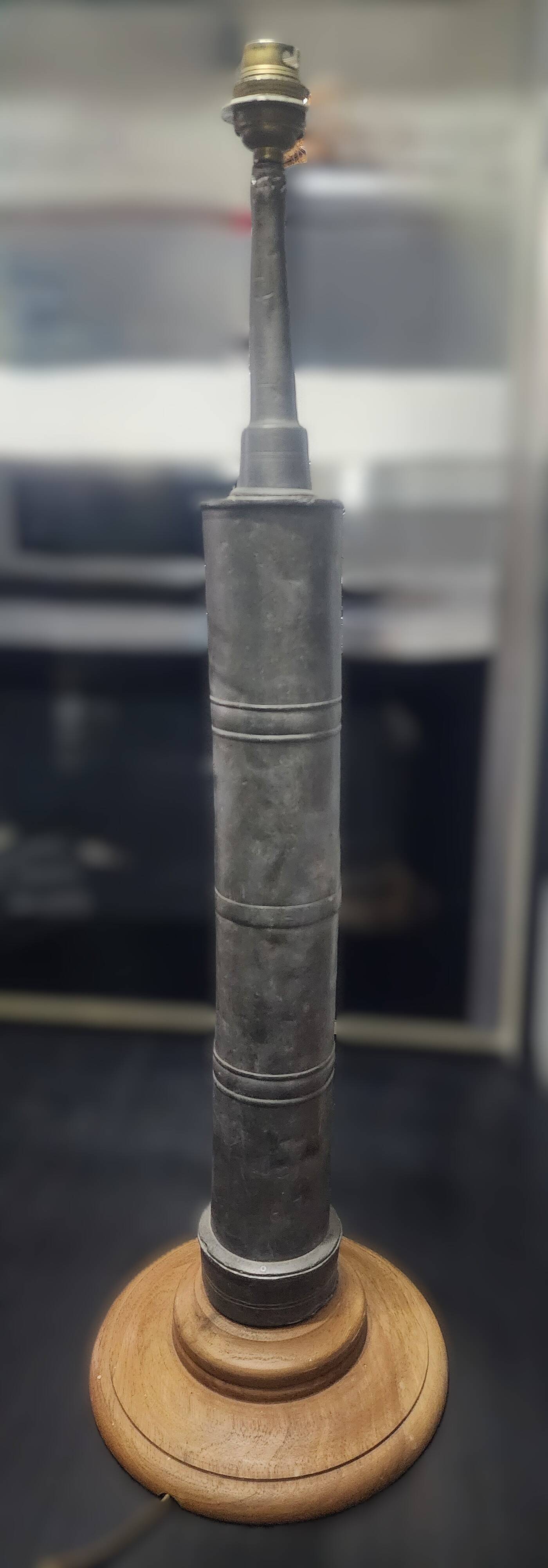 Set of 2 industrial & curiosity lamps – tin clysters