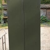 Metal clamshell cabinet
