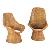 Set of 2 vintage rattan wicker armchairs with white teddy fabric