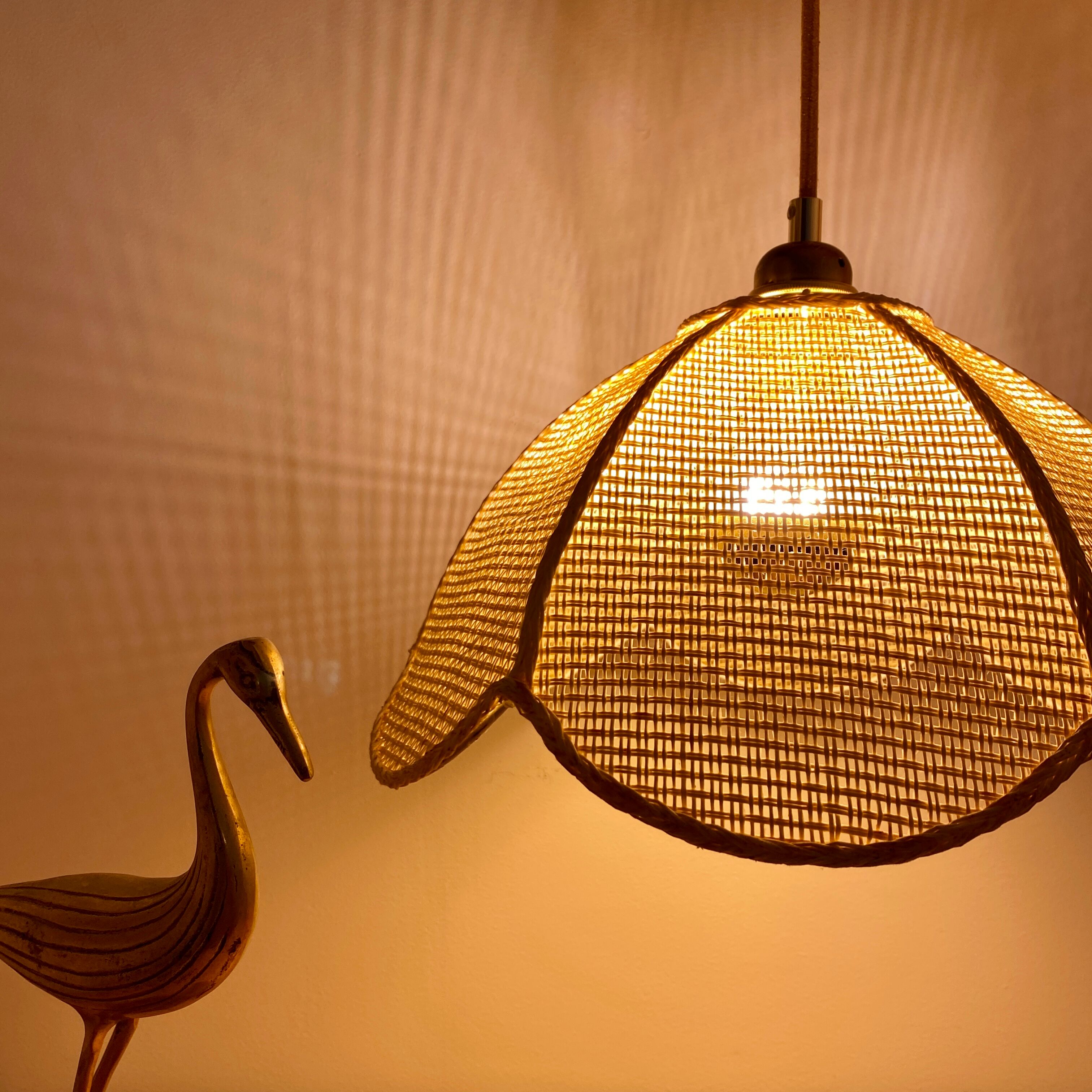 Vintage lampshade suspension
