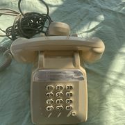 Telephone in Bakelite ecru beige with keys socotel s63 vintage 1981