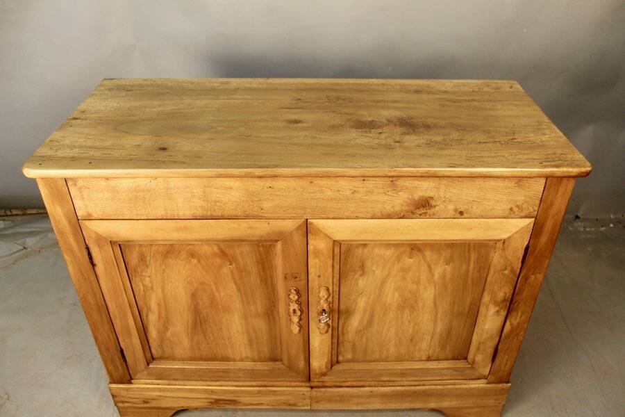 BUFFET LOUIS PHILIPPE 19TH CENTURY IN LIGHT WALNUT