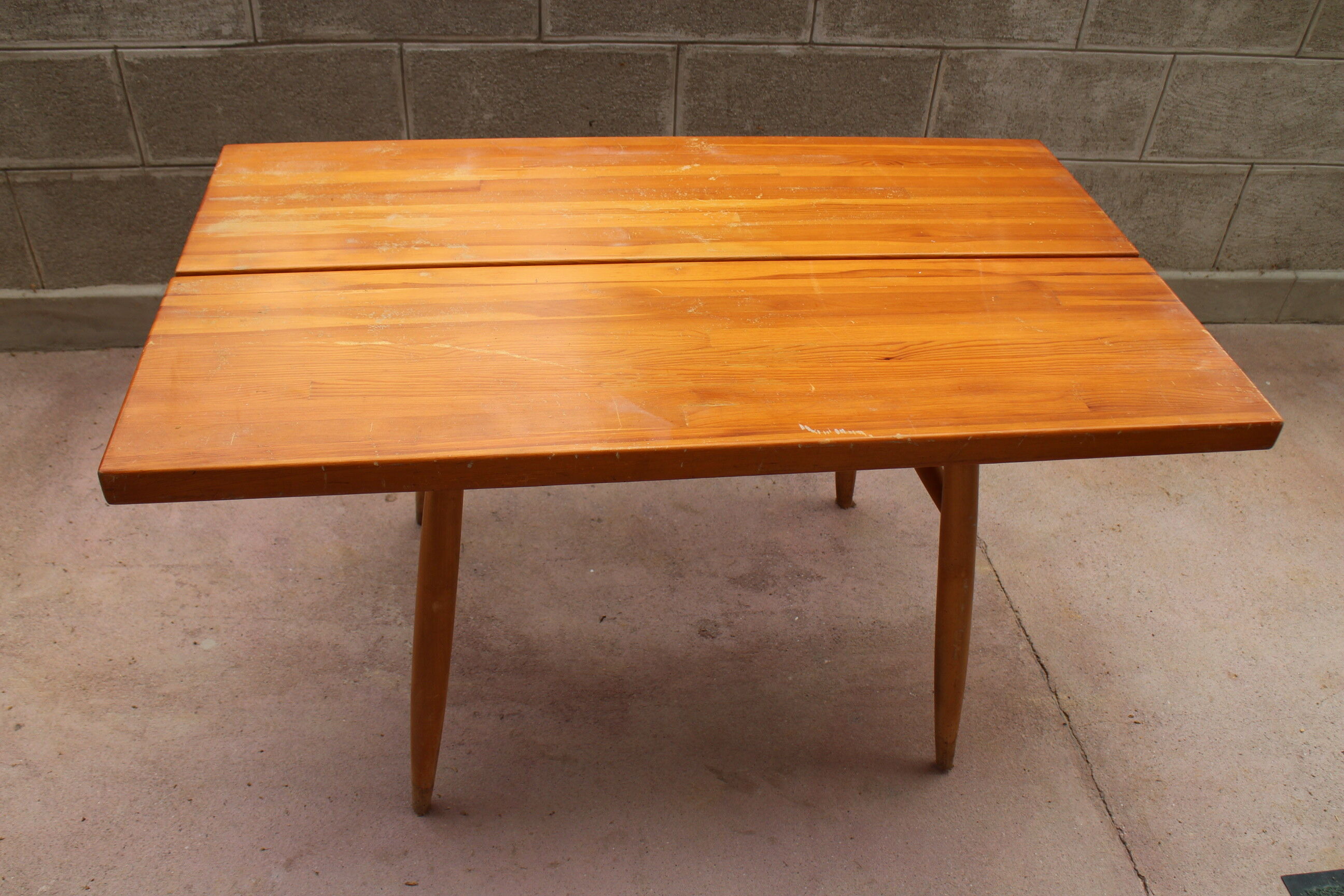 Table pirkka by Ilmari Tapiovaara