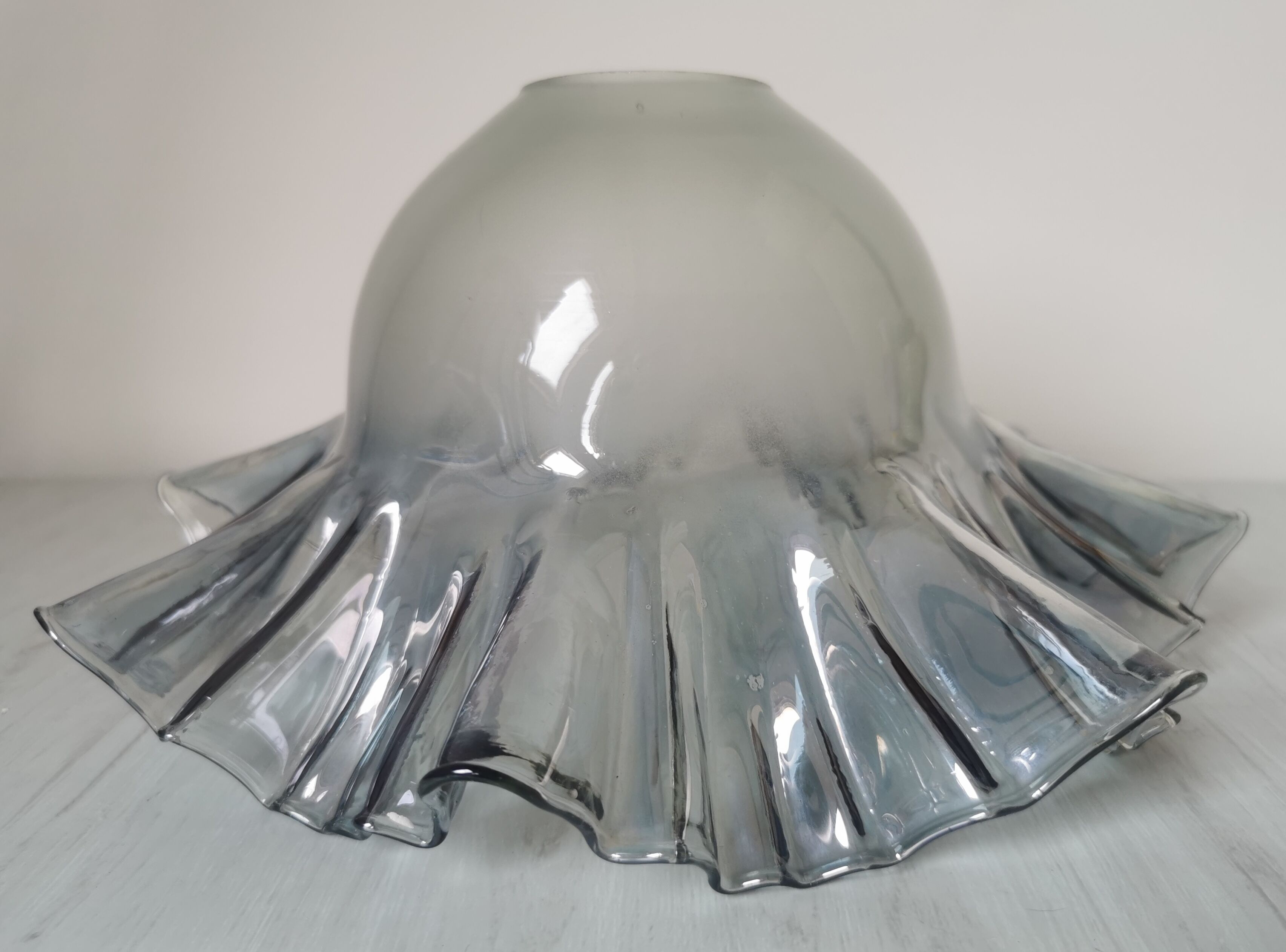 Iridescent glass/silver lamp tulip