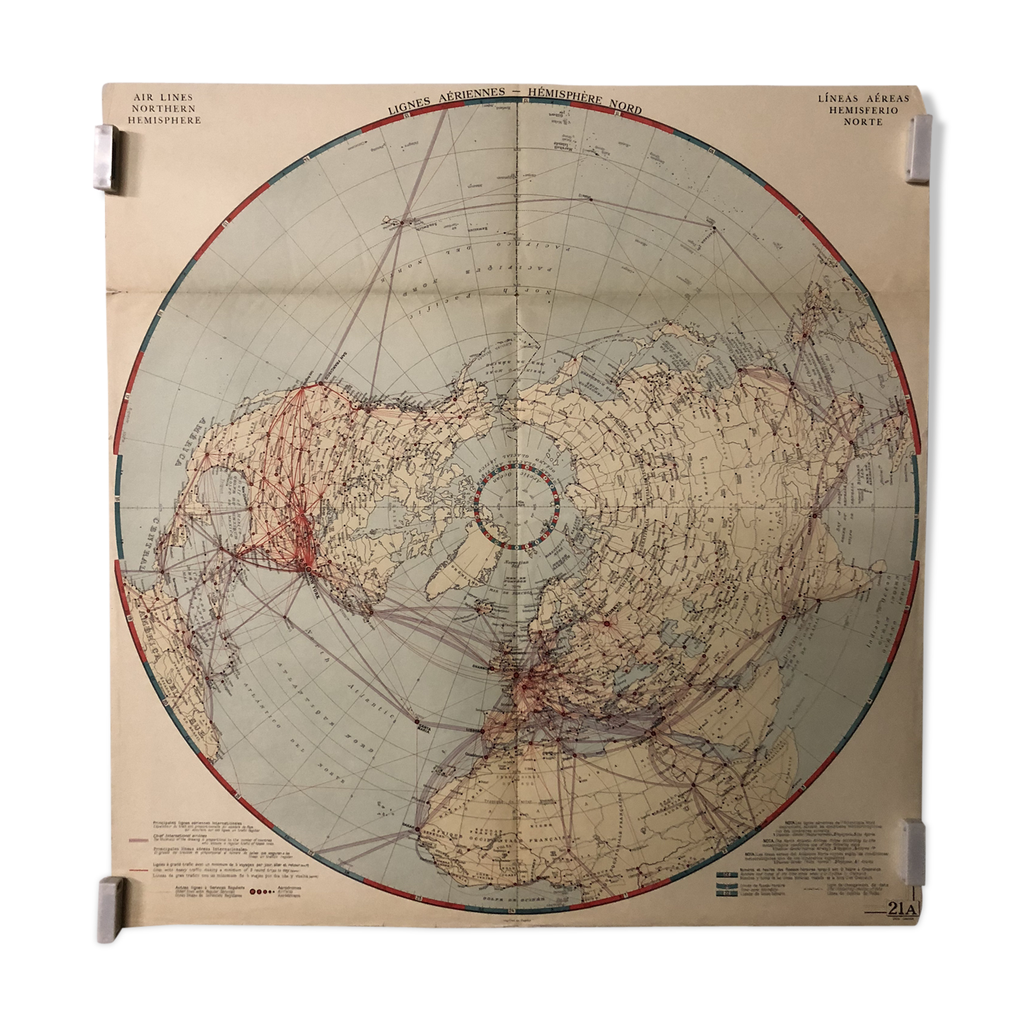 Mappemonde carte ancienne hémisphère nord des lignes aériennes