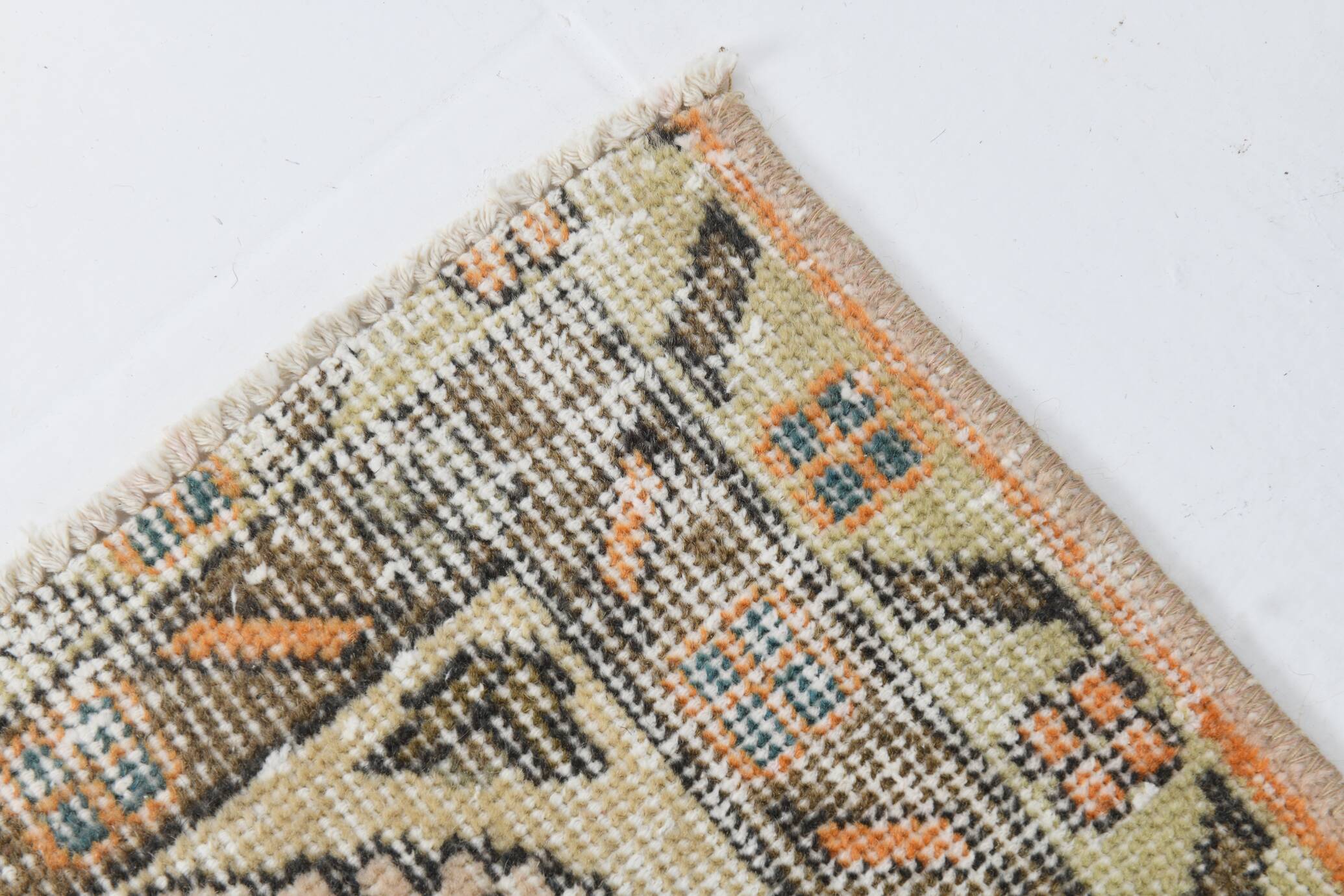 7x10 Classic Vintage Persian Rug, 204x305Cm