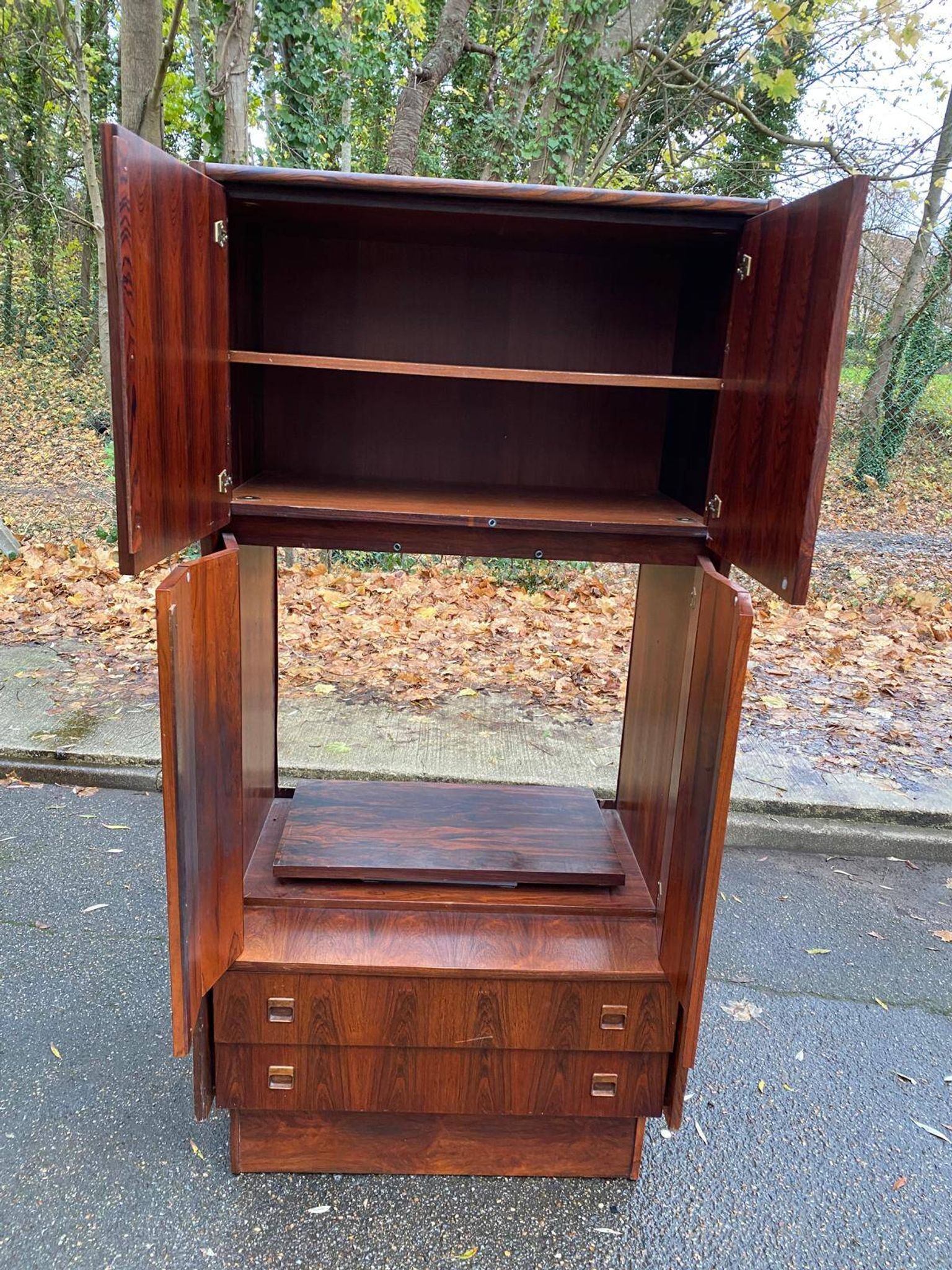 Scandinavian teak wardrobe, circa 1950, 91x65x183cm