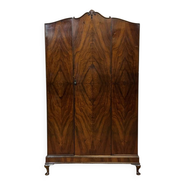 Armoire penderie anglaise des années 1930 en noyer