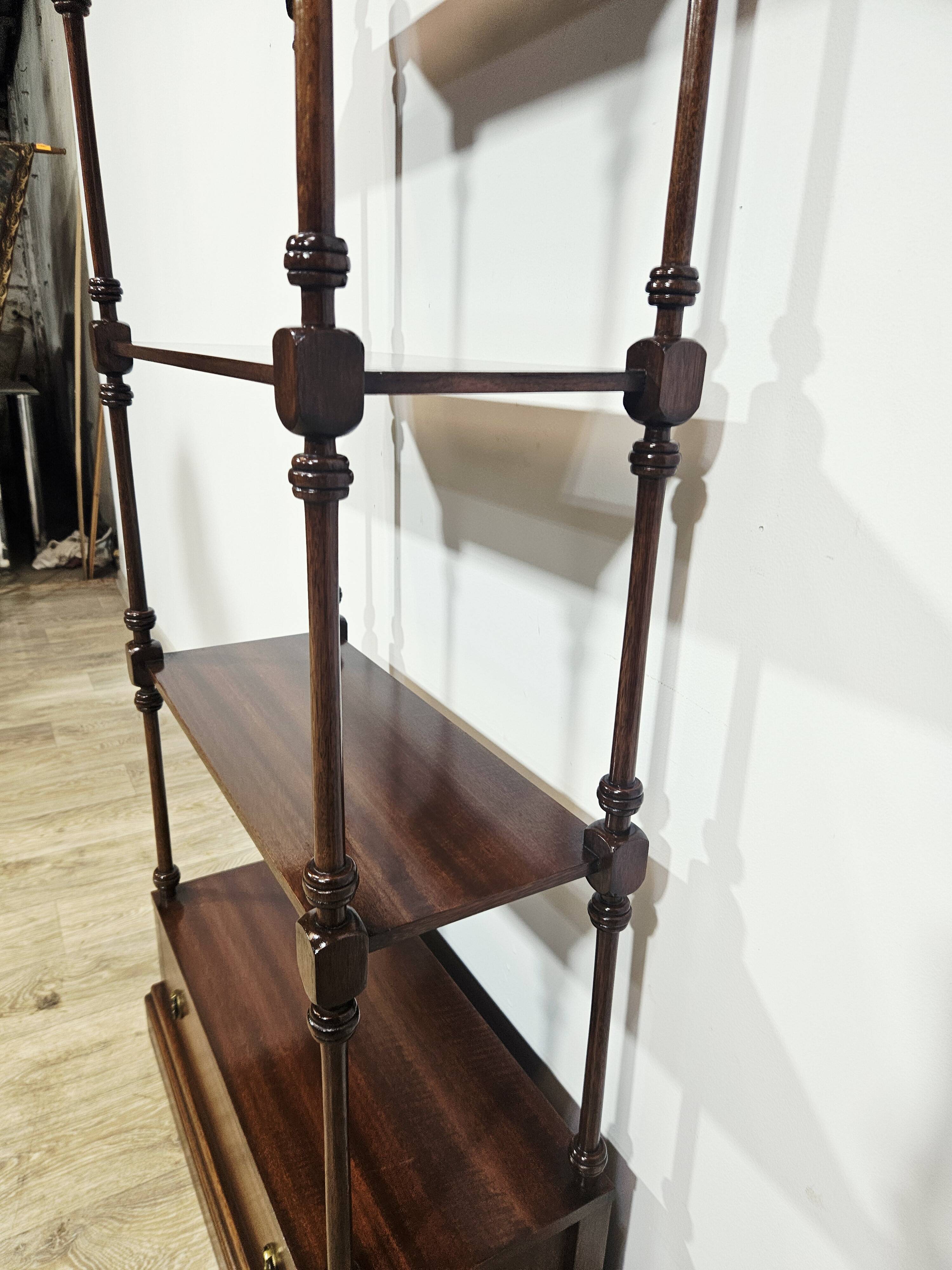 Stylish mahogany shelf/England/mid. 20th century/Classic/Unique