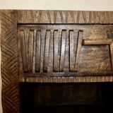 Meuble d'appoint, en bois massif sculpté, style ethnique
