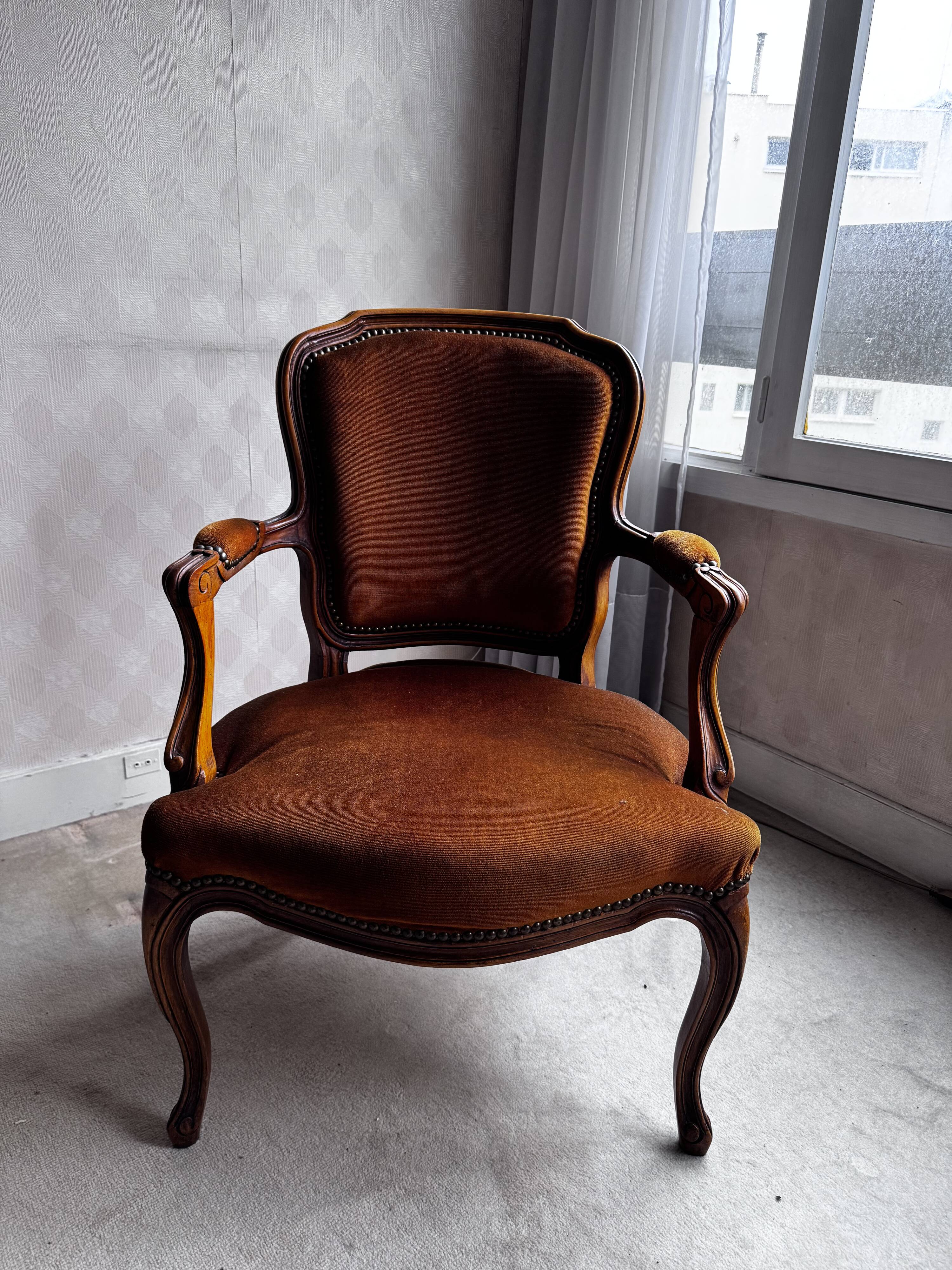 fauteuil crapaud style Louis XV