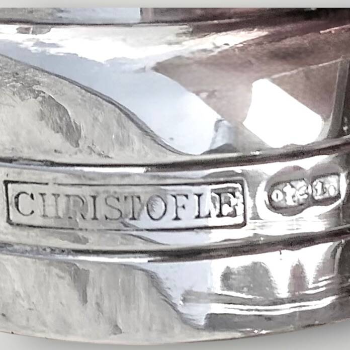Saupoudreuse vintage Christofle Megève