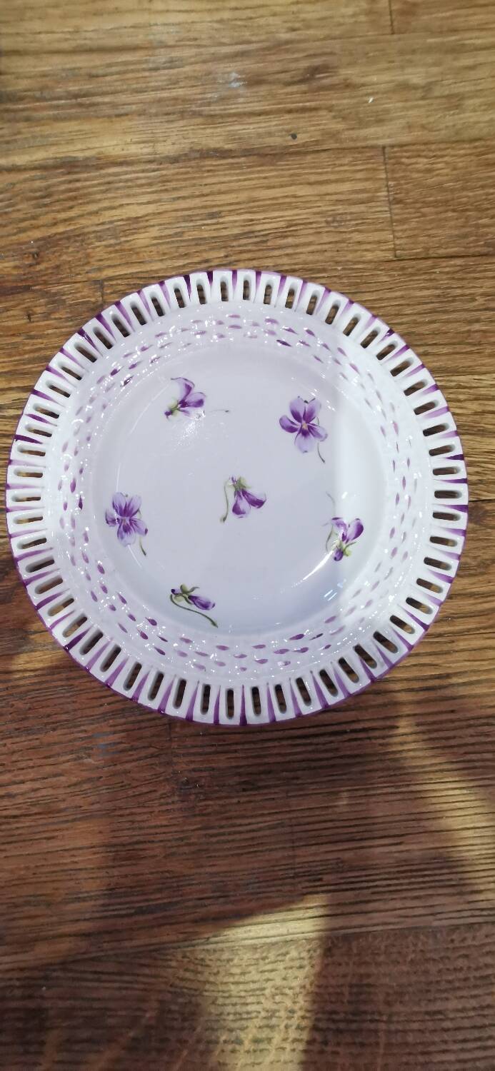 Charming set of 3 small rovina épinal plates