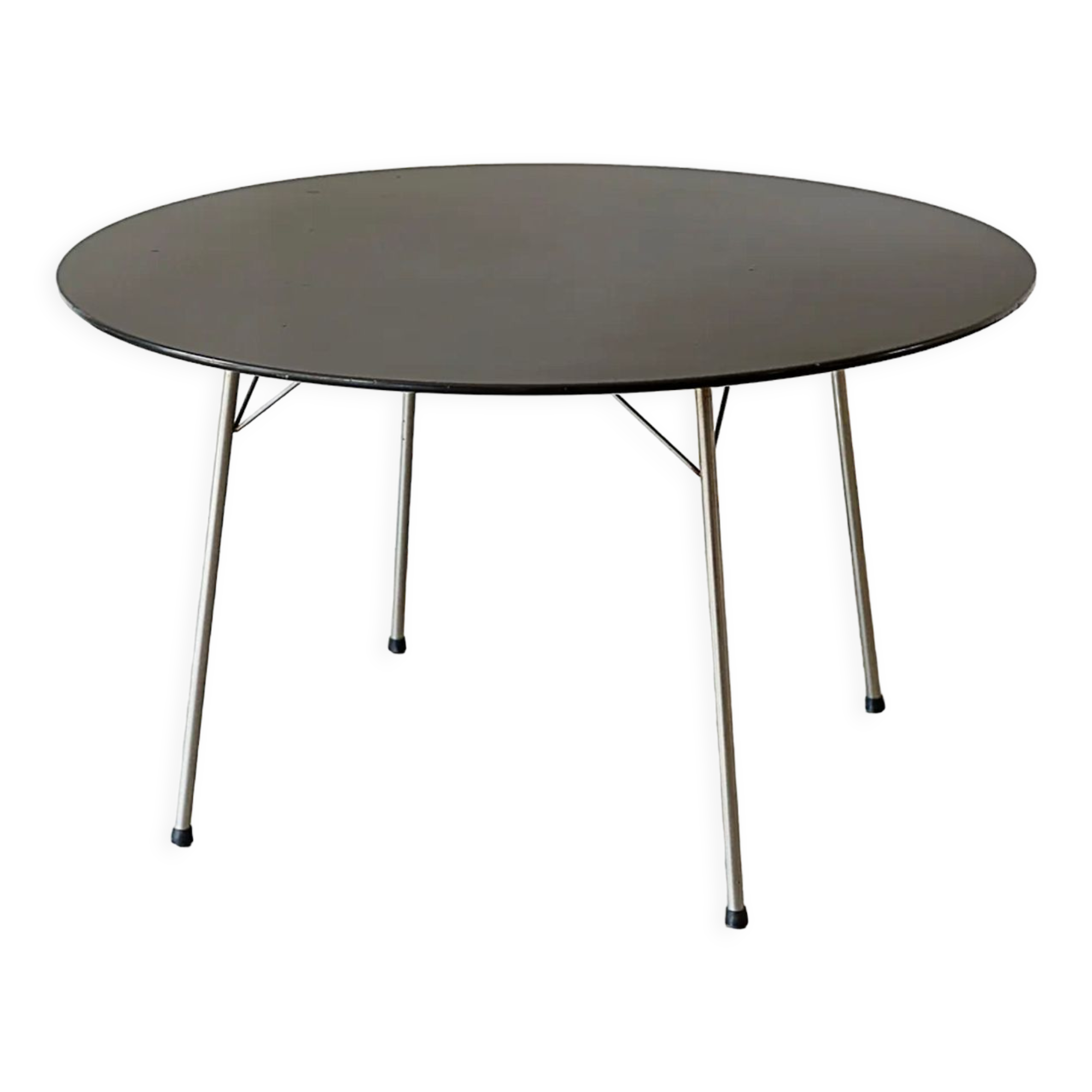 Round table N°3600 Arne Jacobsen - Fritz Hansen.