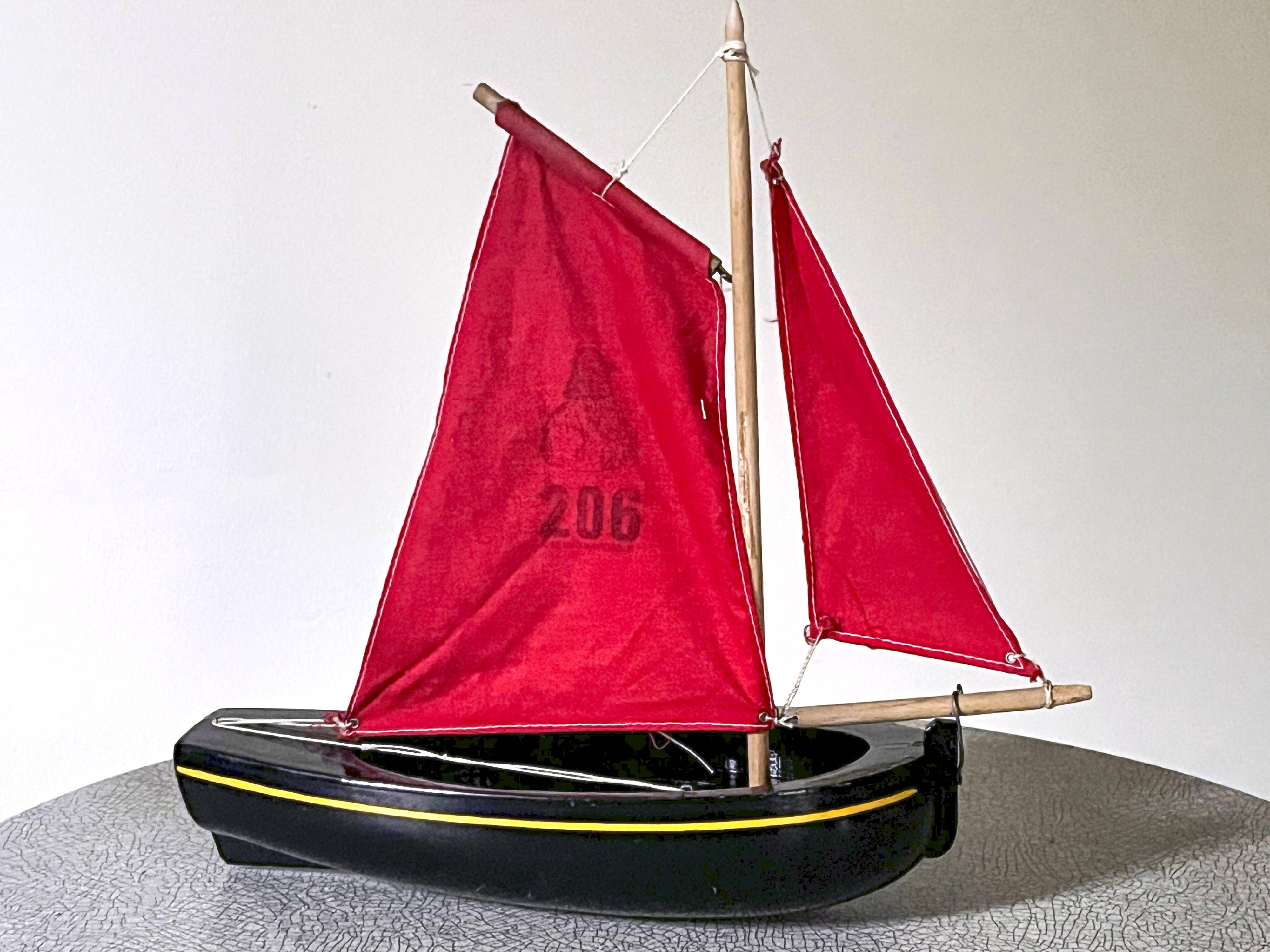 Tirot brand basin sailboat, model 206, vintage toy.