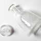 Carafe en verre vintage en forme de cloche avec bouchon : carafe italienne des années 50