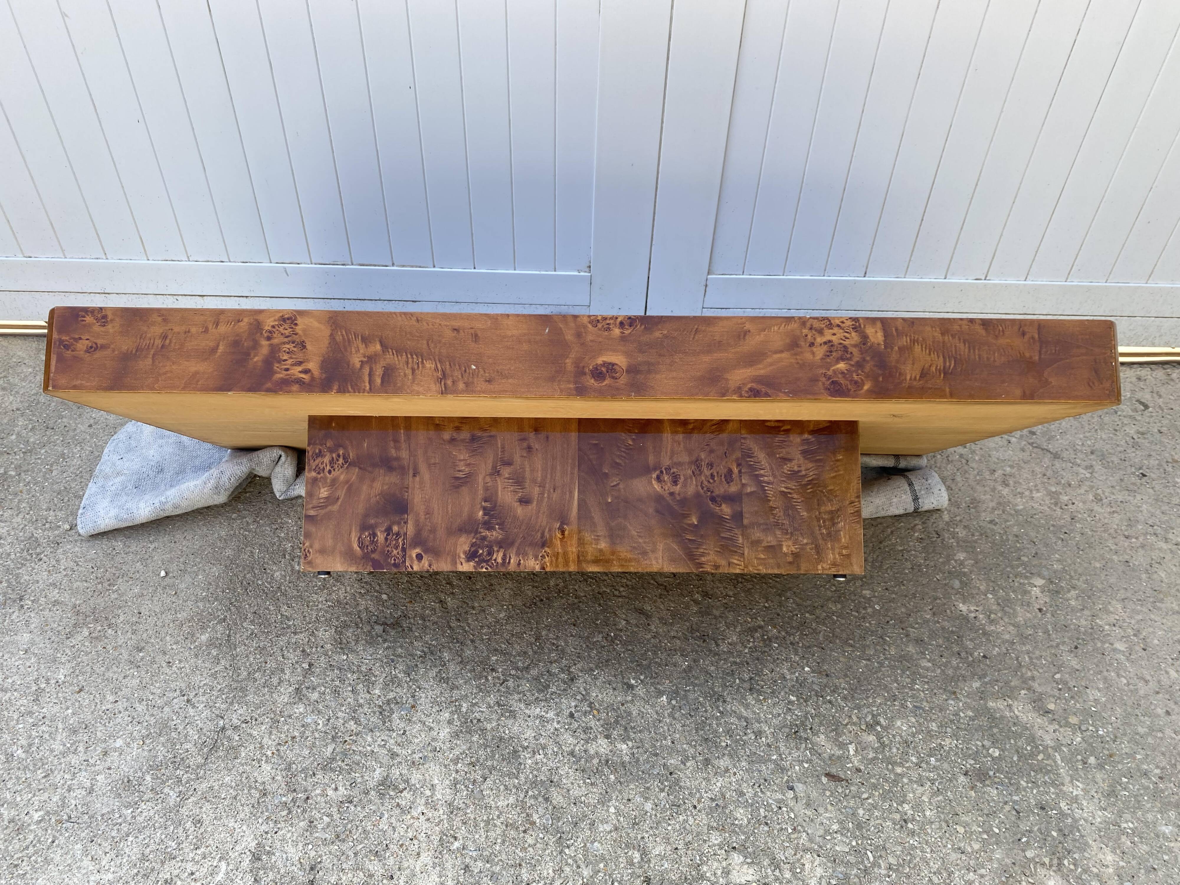 Table basse en loupe d’orme Roche et Bobois vintage 70s