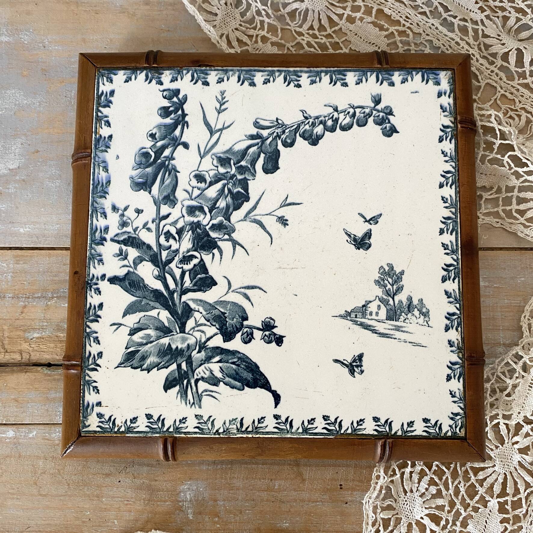 Cast iron trivet Gien Landscape and bamboo-style wood