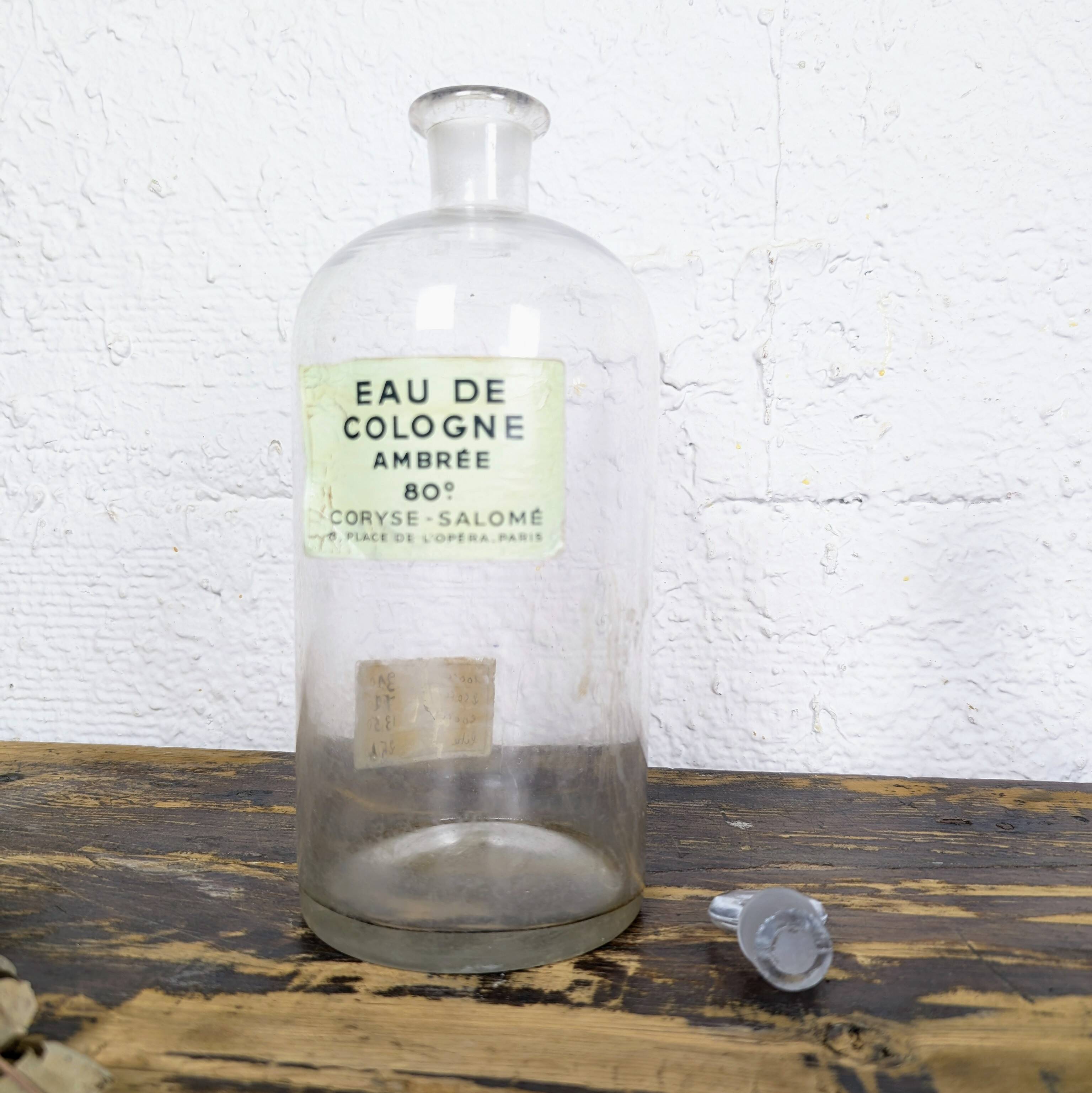 Flacon d'eau de cologne