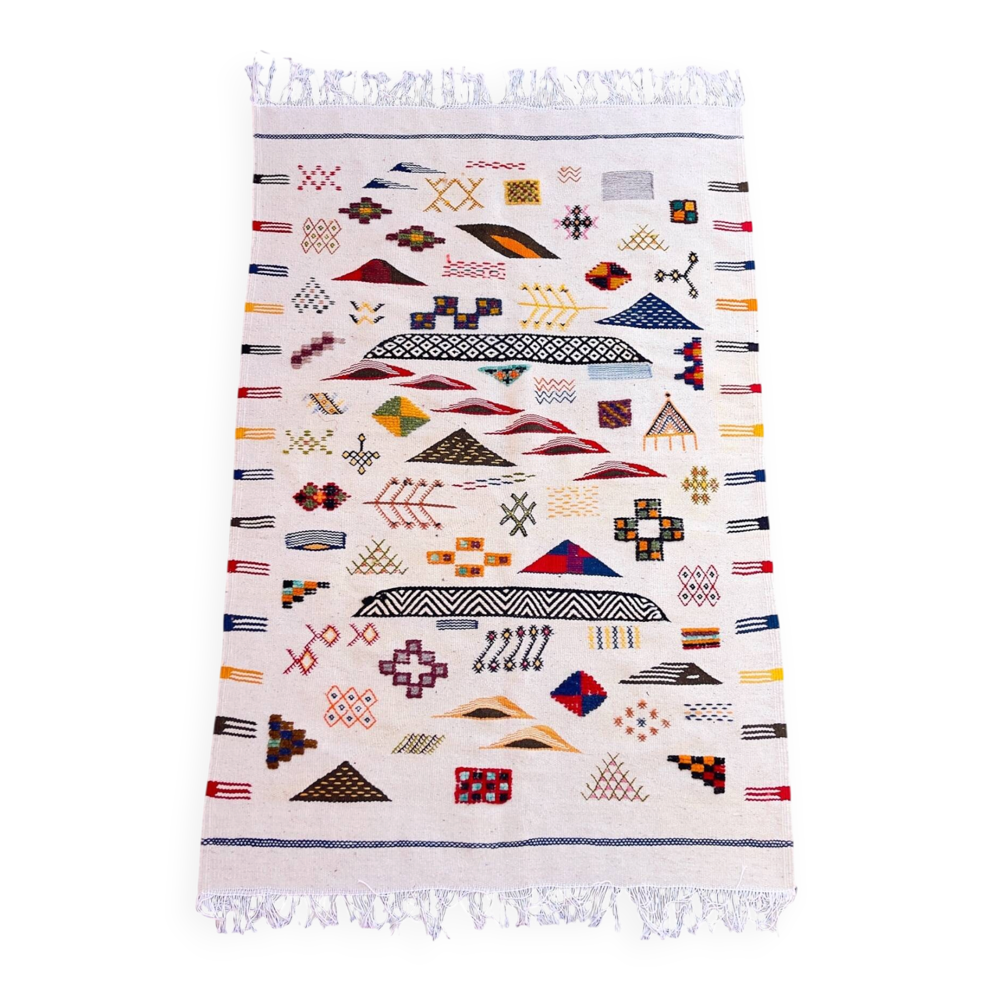 Moroccan kilim rug, handwoven Berber hallway rug in wool.