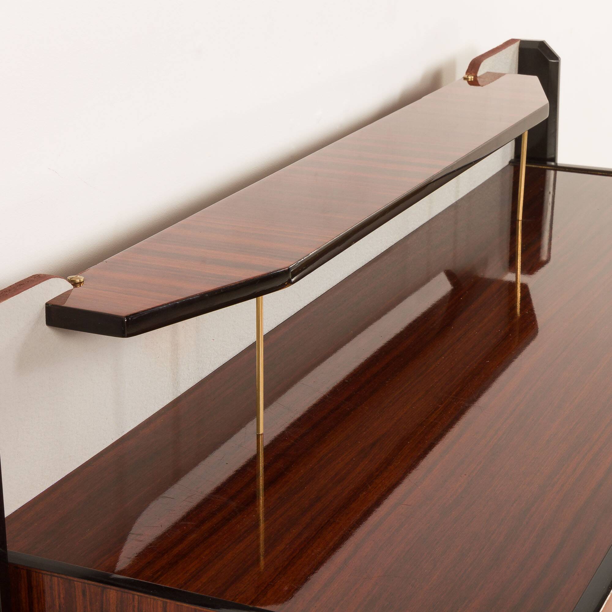 Italian vintage credenza in the style of Vittorio Dassi, 1950s